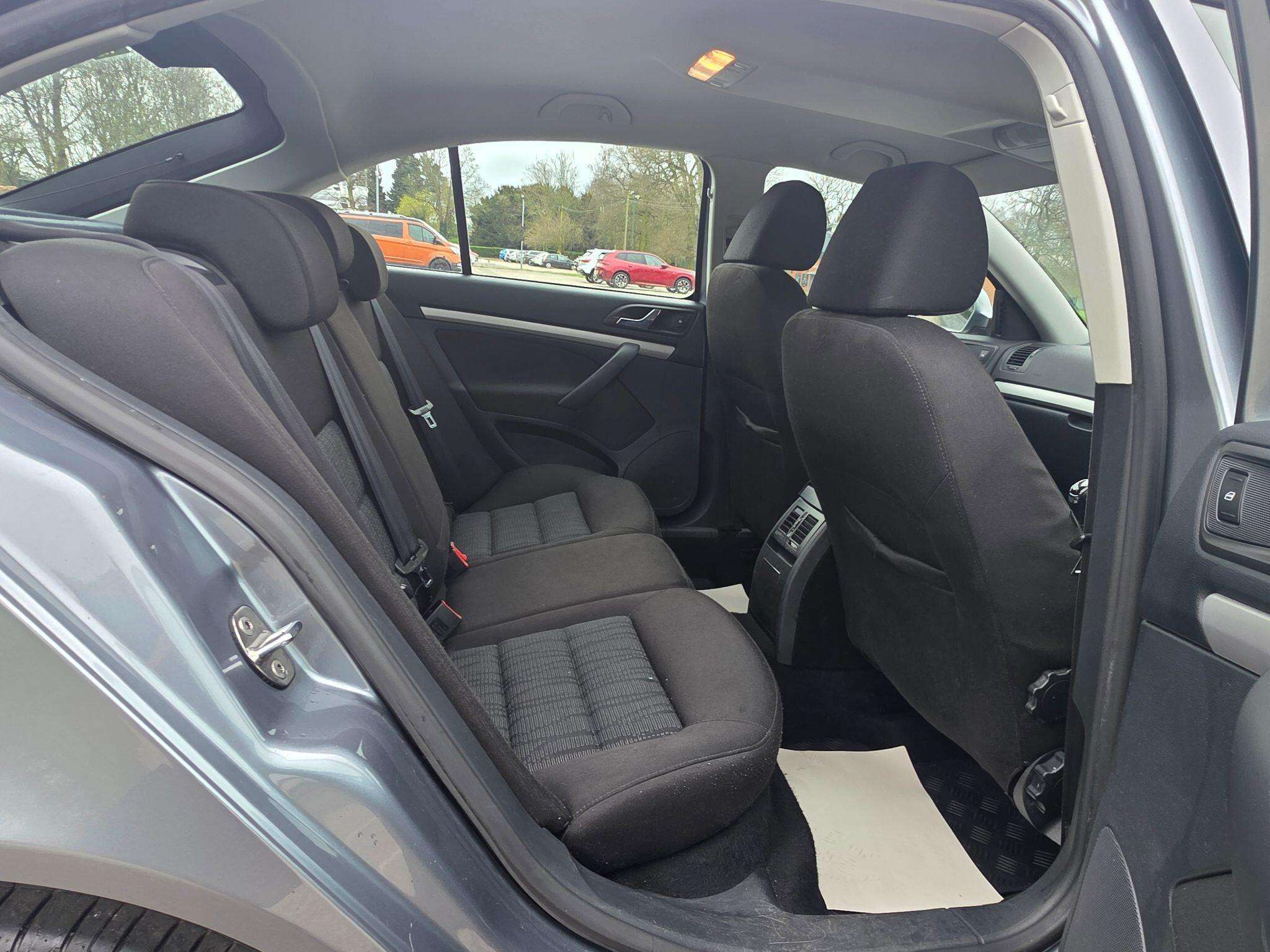 2012 SKODA OCTAVIA 2012 SKODA OCTAVIA