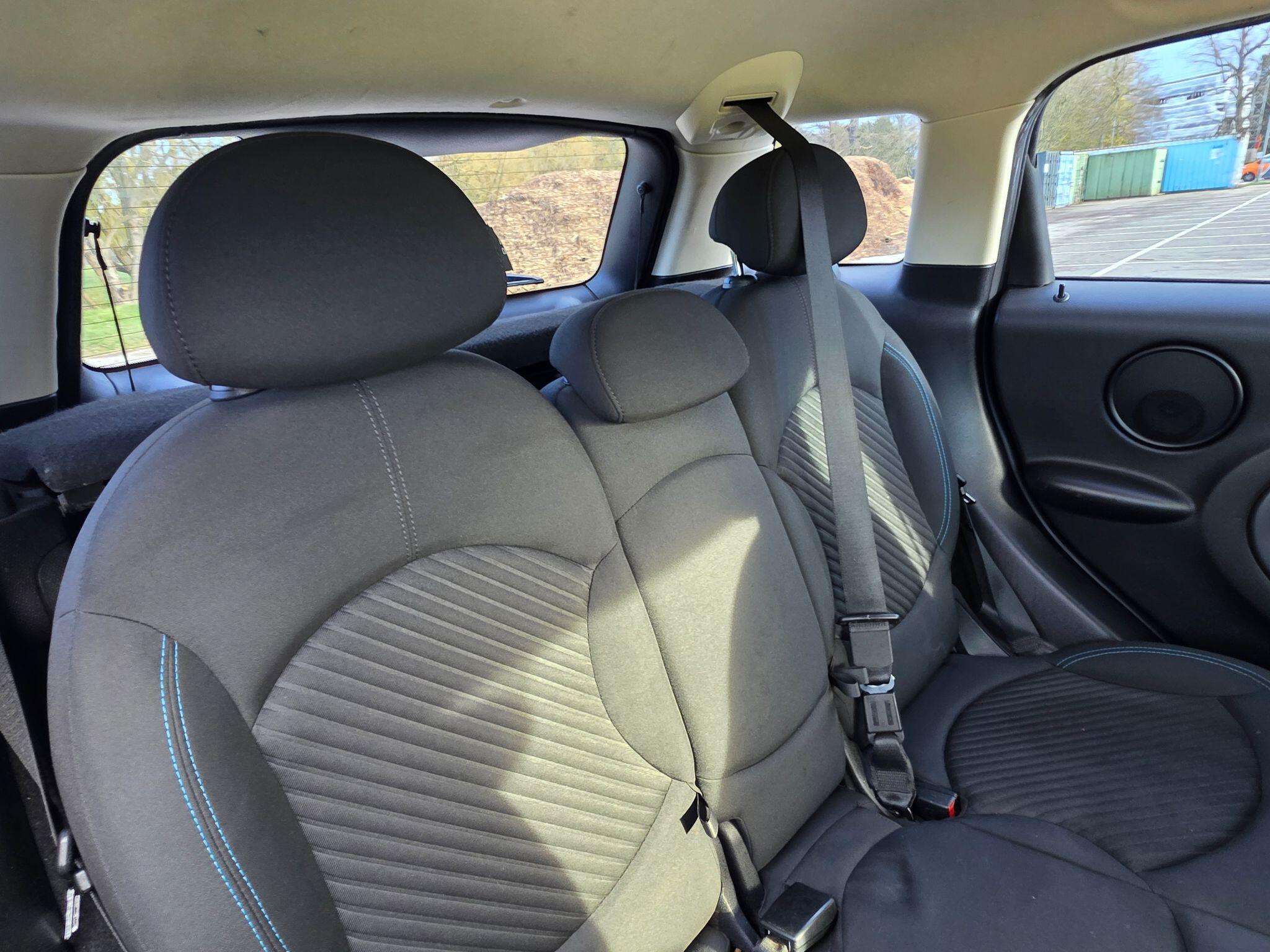 2012 MINI COUNTRYMAN 2012 MINI COUNTRYMAN