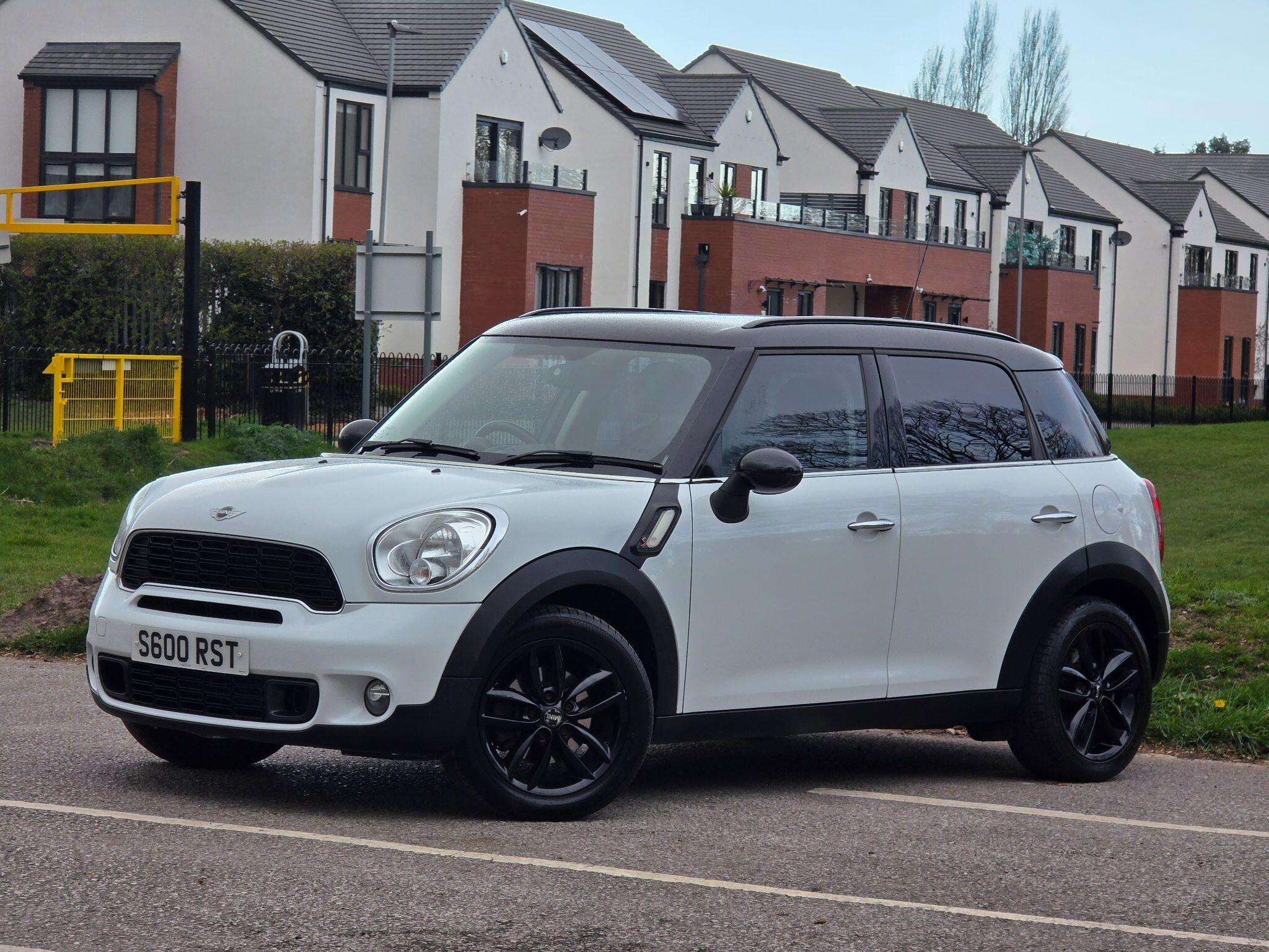 A 2012 MINI COUNTRYMAN 2.0 Cooper SD Euro 5 (s/s) 5dr A 2012 MINI COUNTRYMAN 2.0 Cooper SD Euro 5 (s/s) 5dr