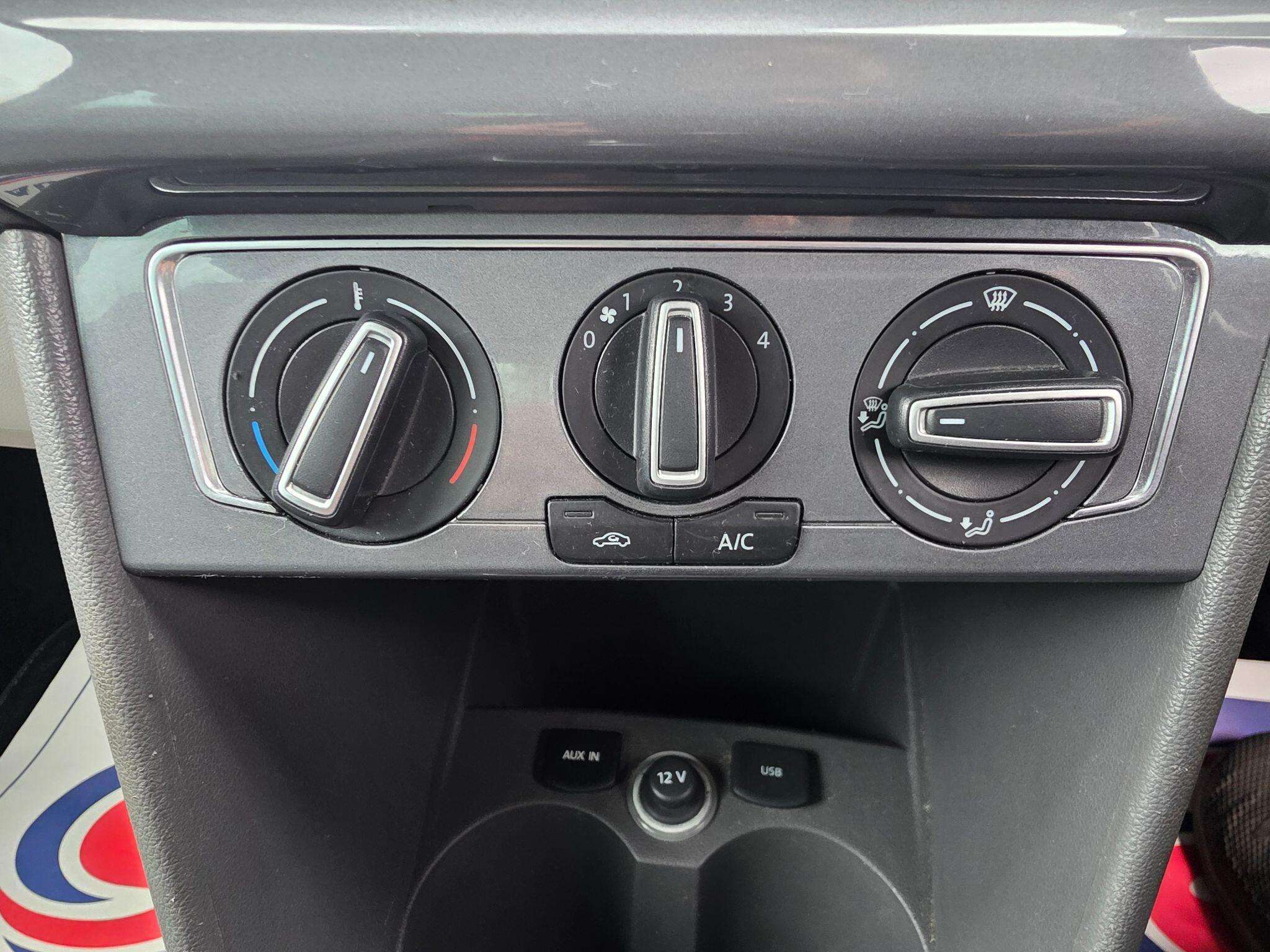 2015 VOLKSWAGEN POLO 2015 VOLKSWAGEN POLO