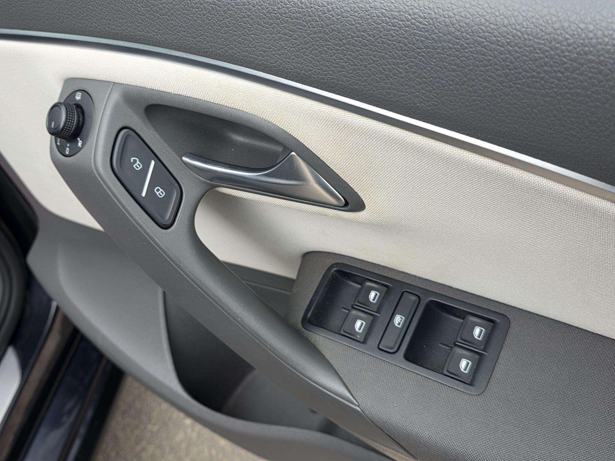 2015 VOLKSWAGEN POLO 2015 VOLKSWAGEN POLO