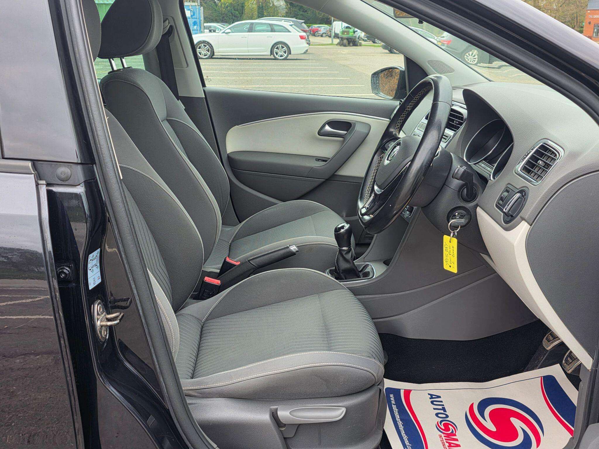 2015 VOLKSWAGEN POLO 2015 VOLKSWAGEN POLO