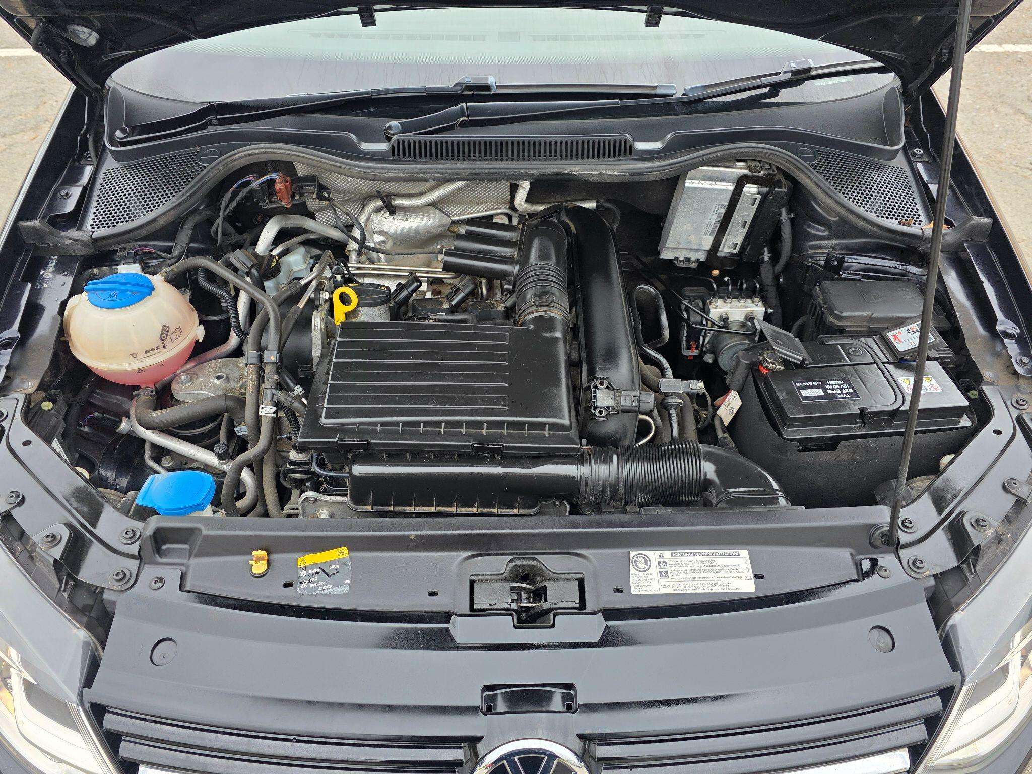 2015 VOLKSWAGEN POLO 2015 VOLKSWAGEN POLO