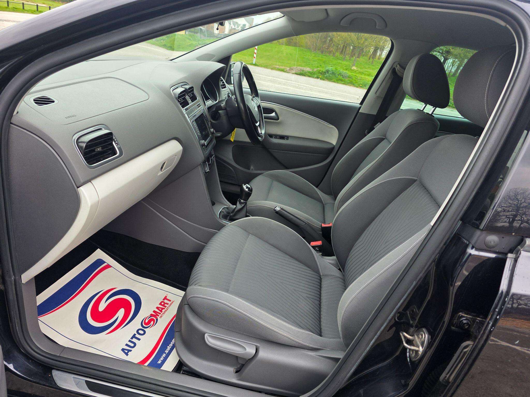 2015 VOLKSWAGEN POLO 2015 VOLKSWAGEN POLO