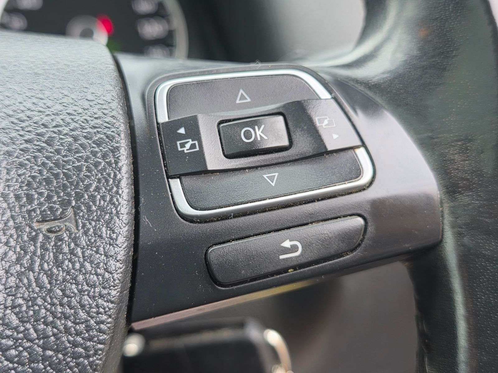 2015 VOLKSWAGEN TIGUAN 2015 VOLKSWAGEN TIGUAN