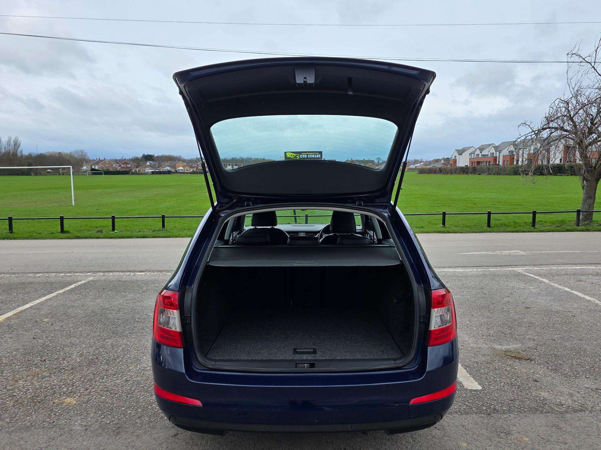 2014 SKODA OCTAVIA 2014 SKODA OCTAVIA