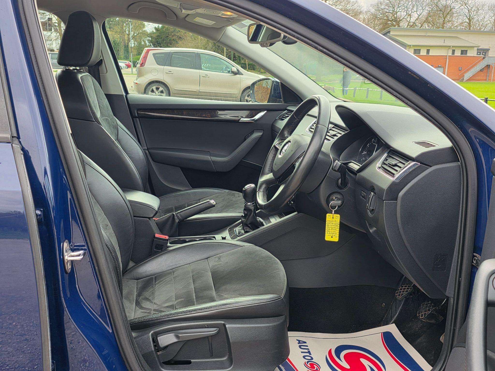 2014 SKODA OCTAVIA 2014 SKODA OCTAVIA