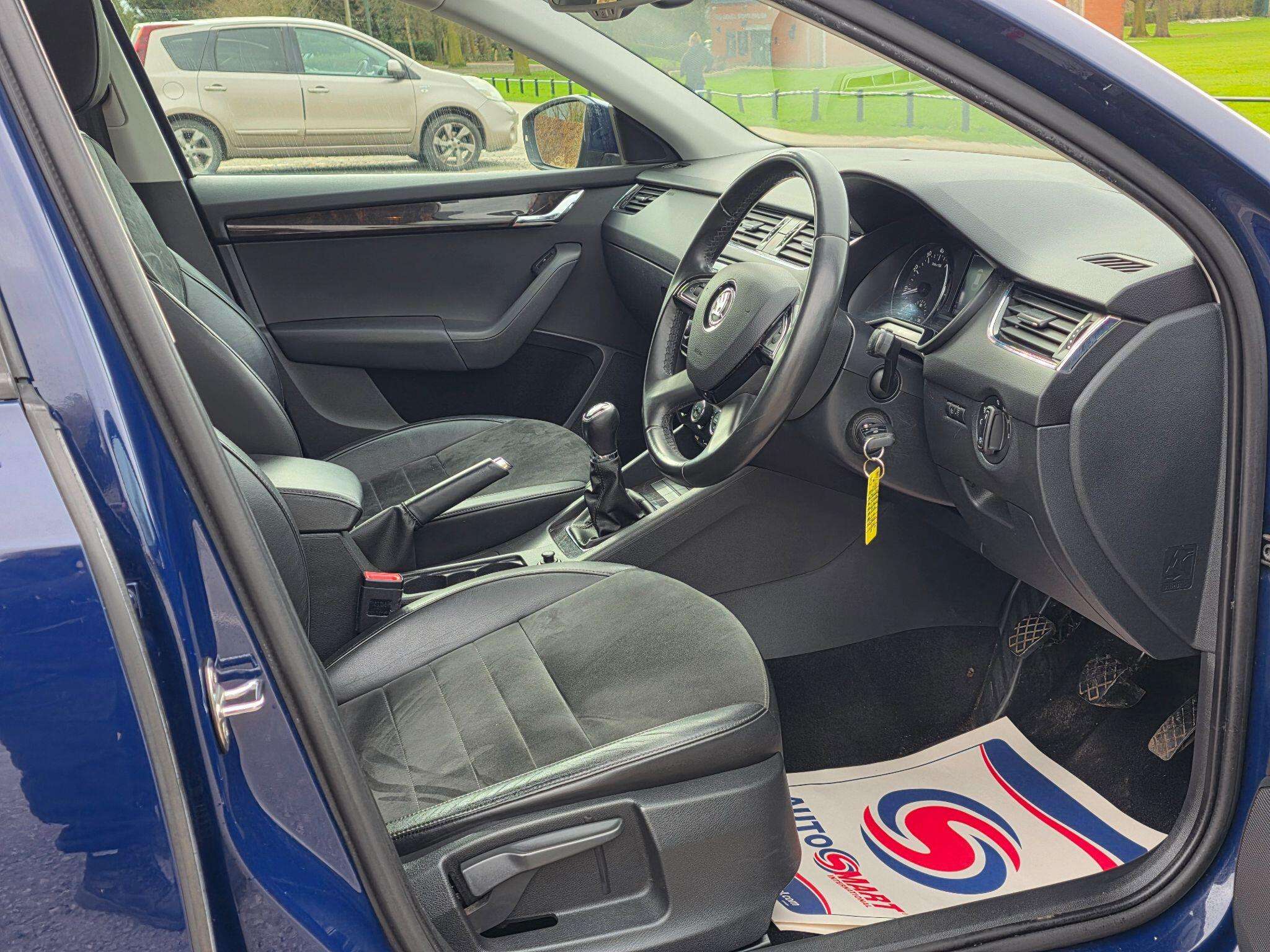 2014 SKODA OCTAVIA 2014 SKODA OCTAVIA