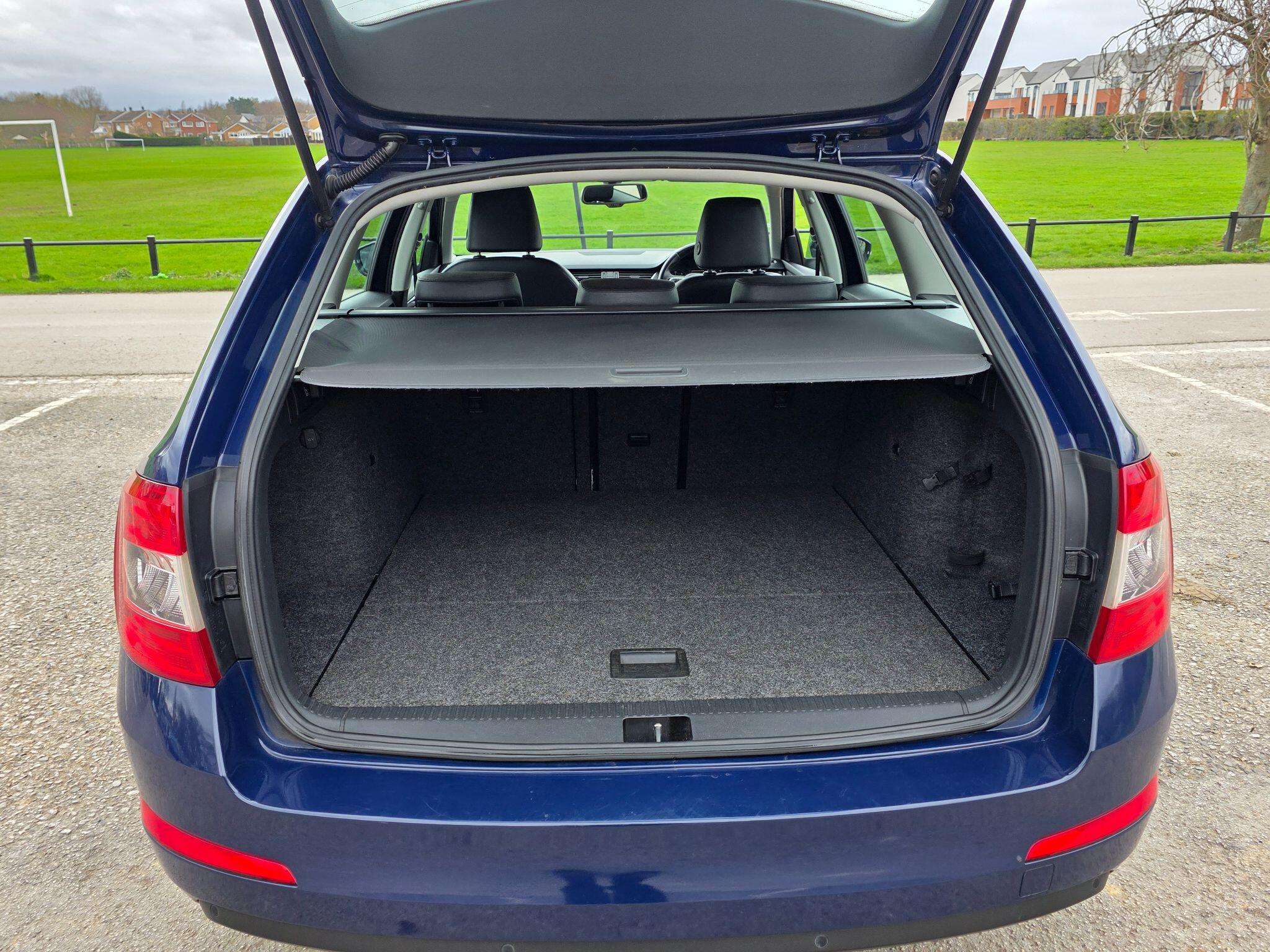 2014 SKODA OCTAVIA 2014 SKODA OCTAVIA