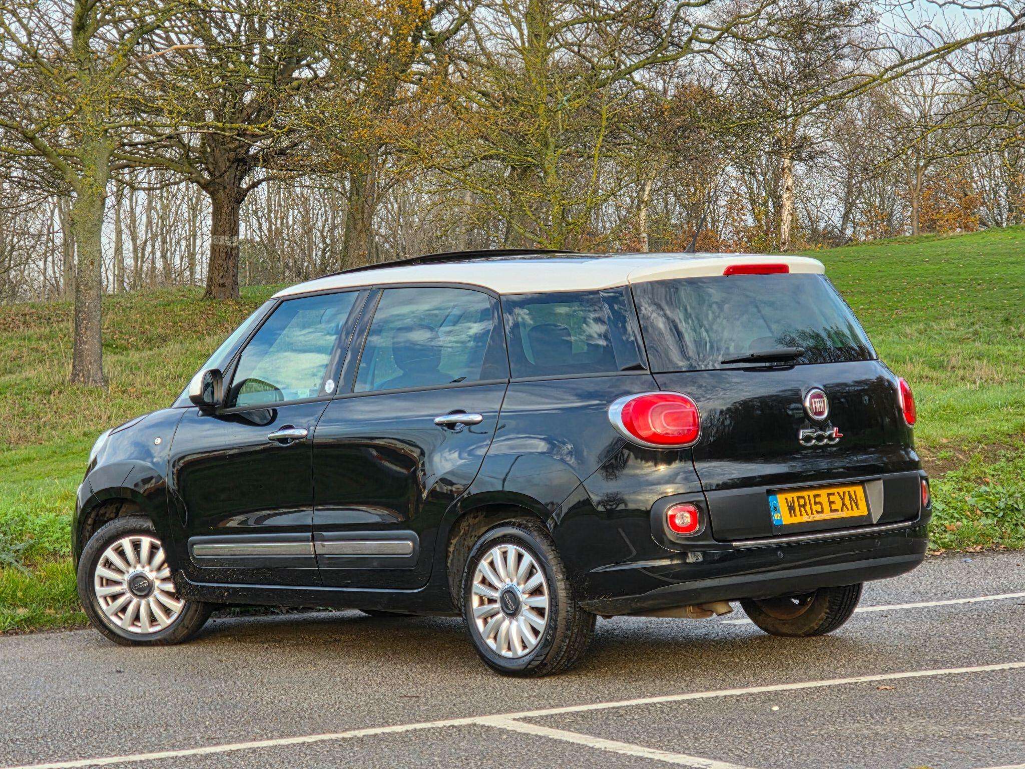 2015 FIAT 500L 2015 FIAT 500L