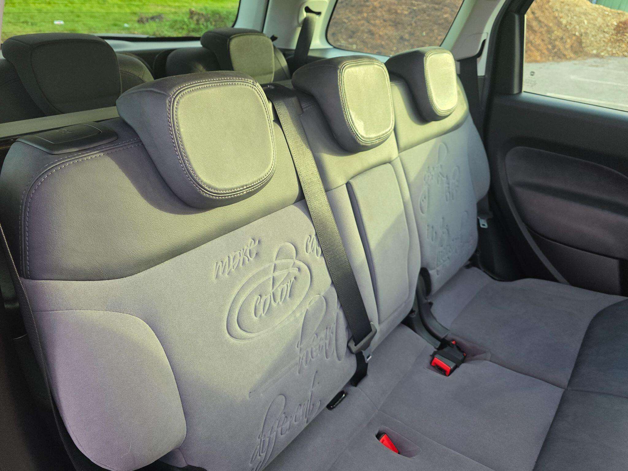 2015 FIAT 500L 2015 FIAT 500L