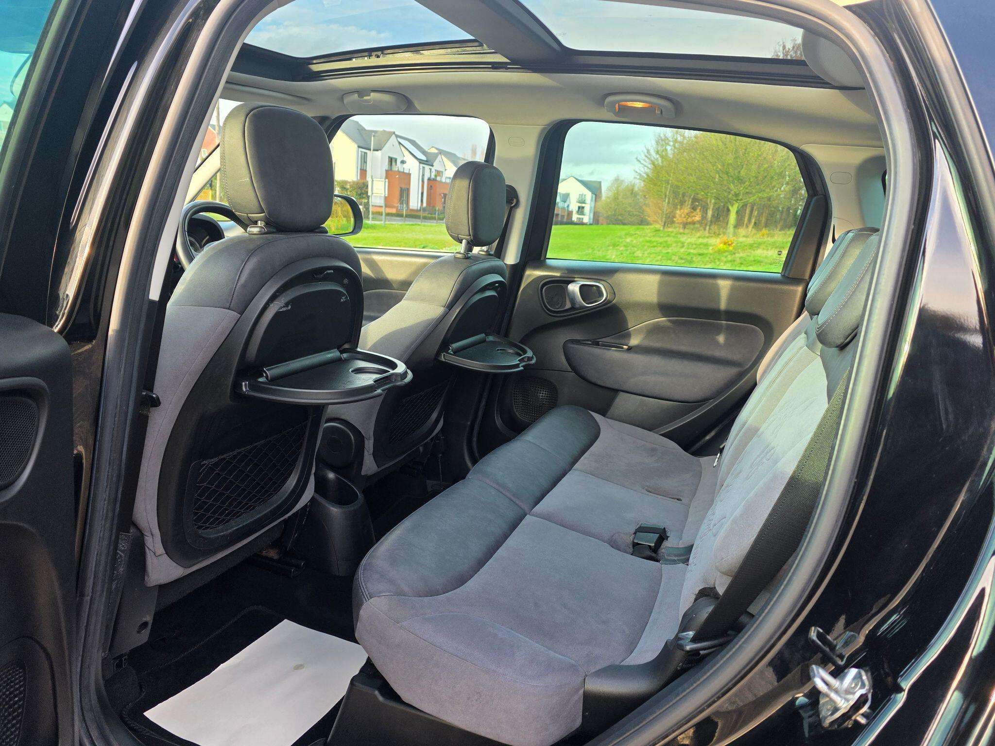 2015 FIAT 500L 2015 FIAT 500L