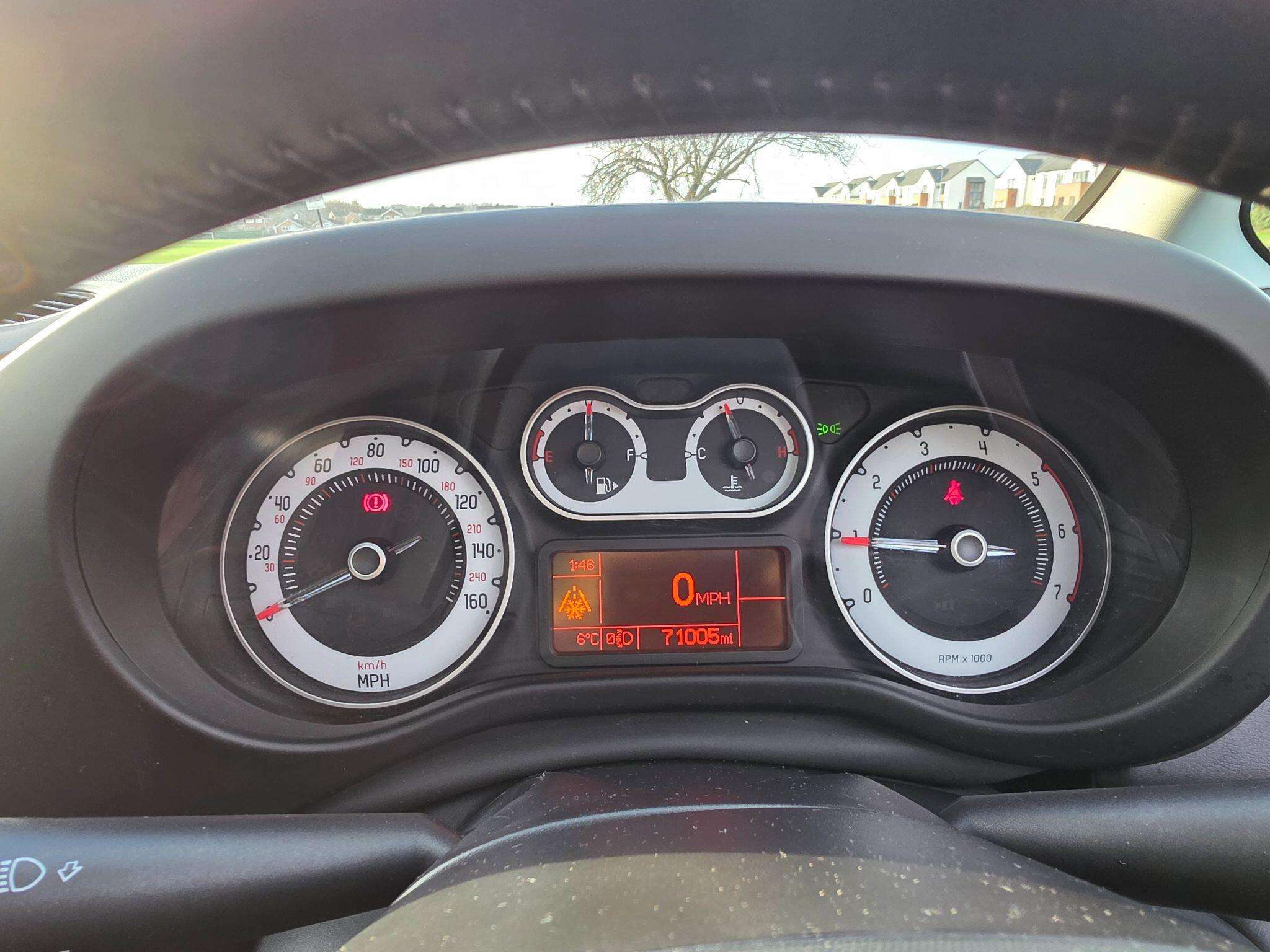 2015 FIAT 500L 2015 FIAT 500L