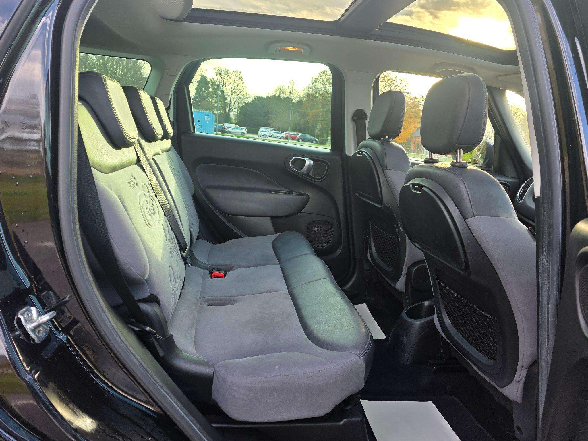 2015 FIAT 500L 2015 FIAT 500L