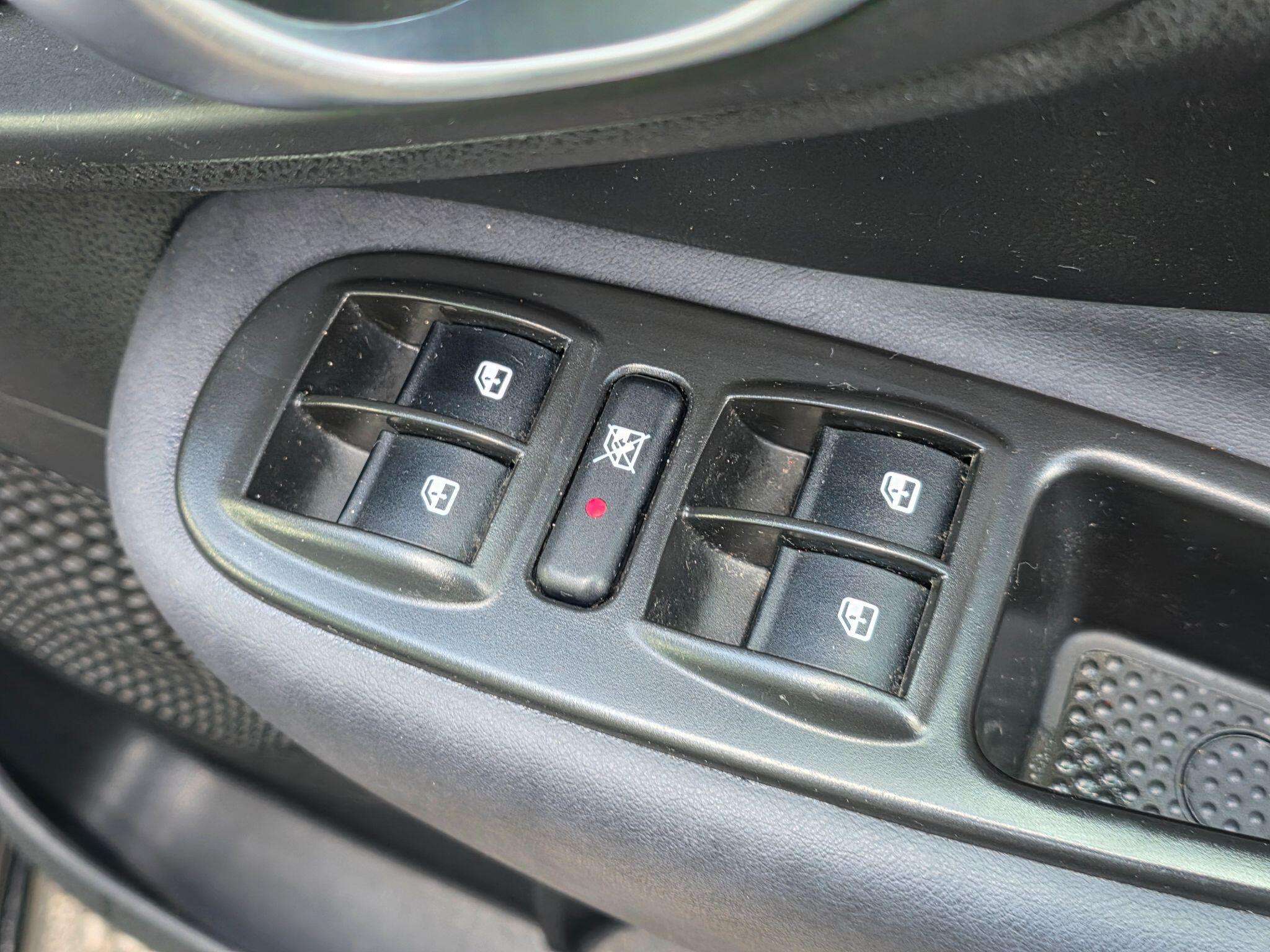 2015 FIAT 500L 2015 FIAT 500L