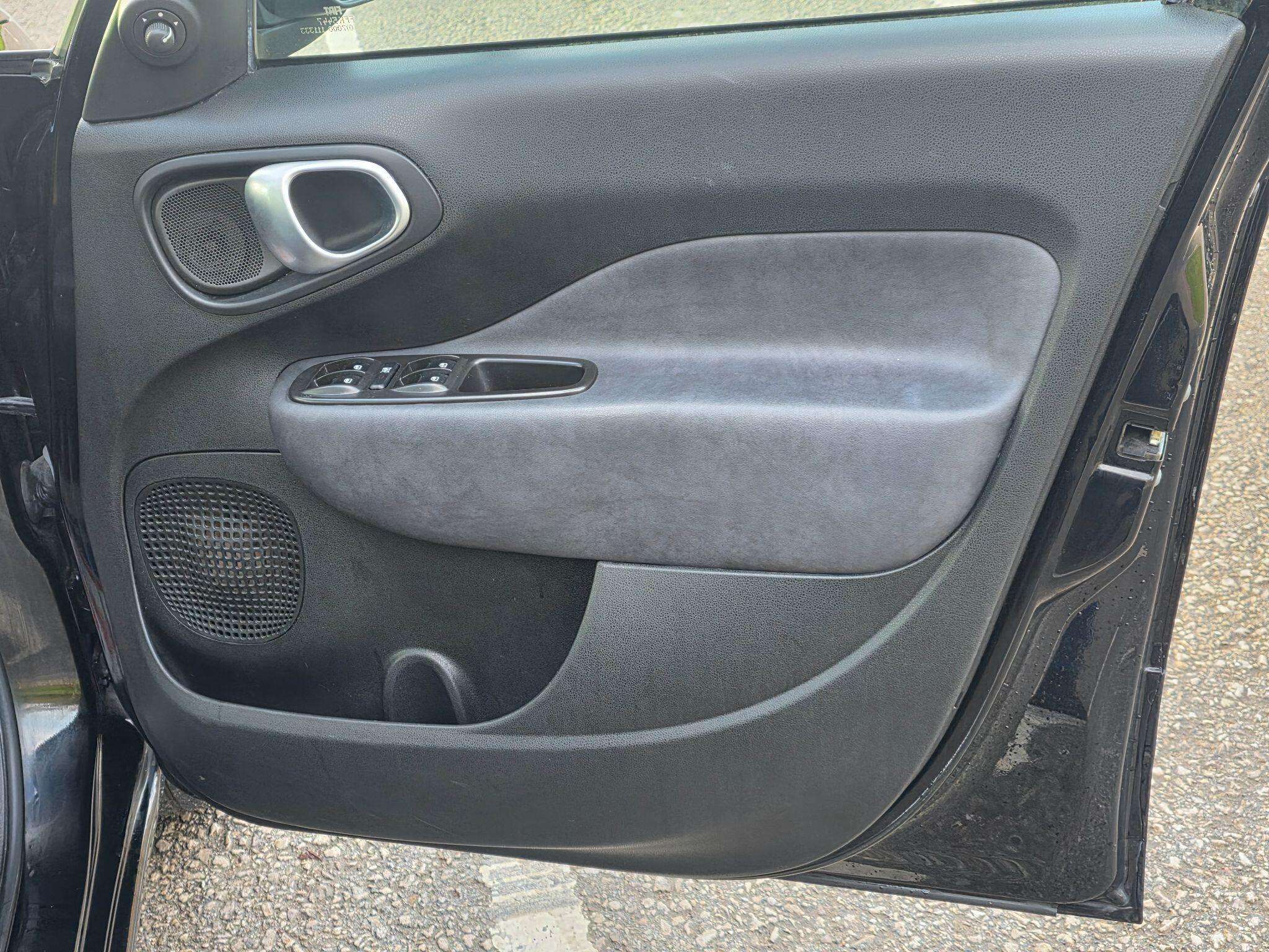 2015 FIAT 500L 2015 FIAT 500L