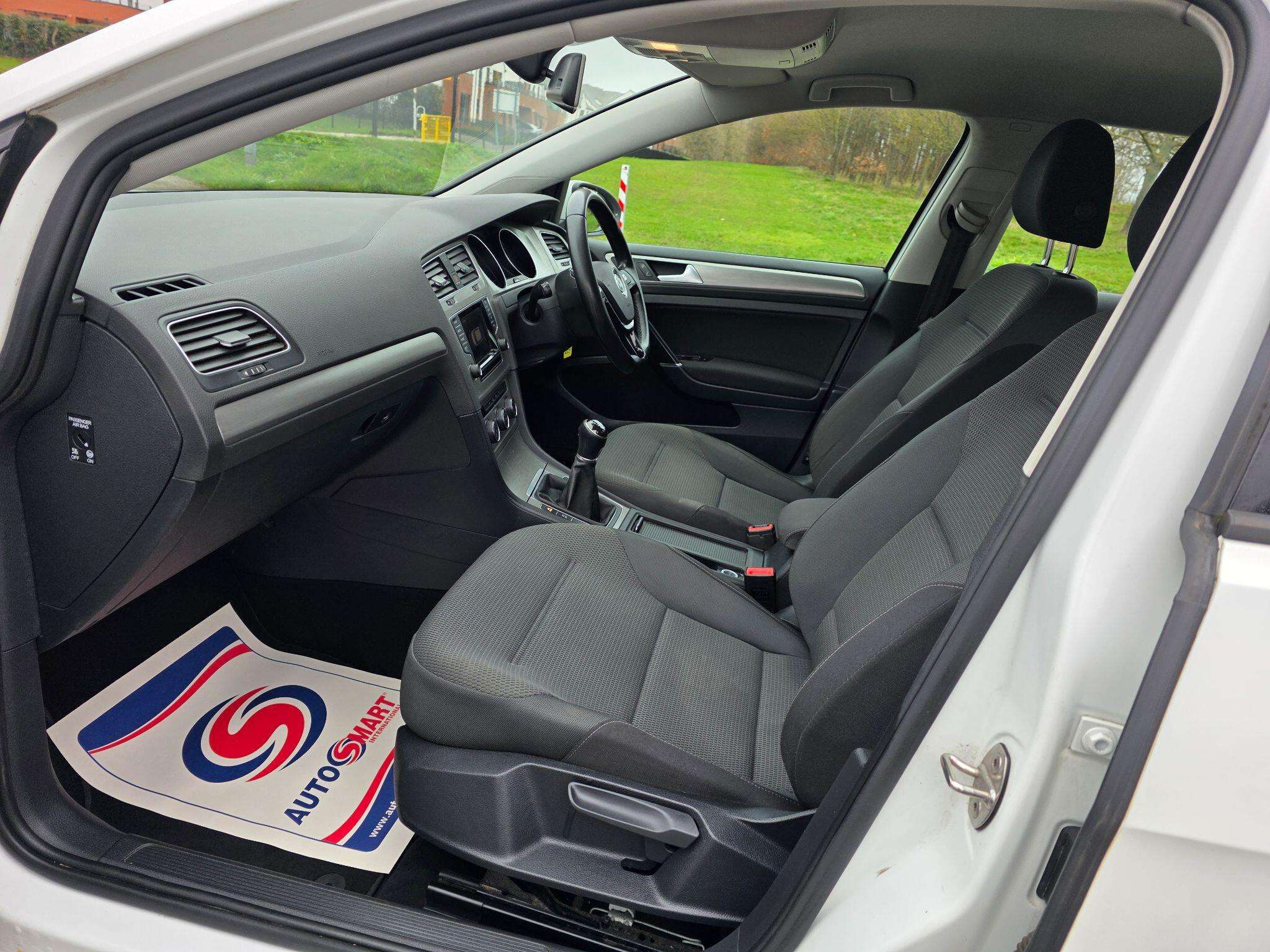 2015 VOLKSWAGEN GOLF 2015 VOLKSWAGEN GOLF