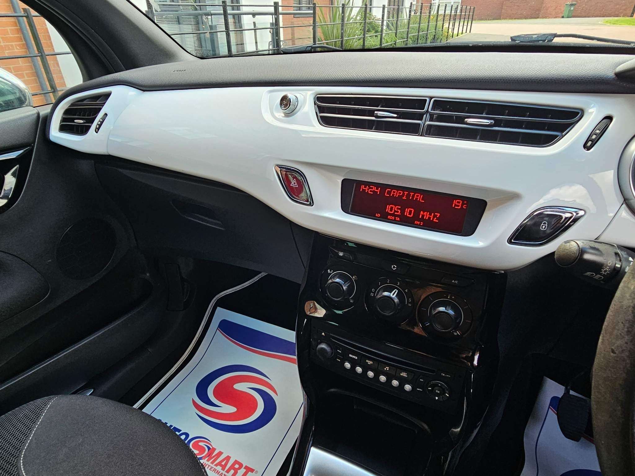 2010 CITROEN DS3 2010 CITROEN DS3