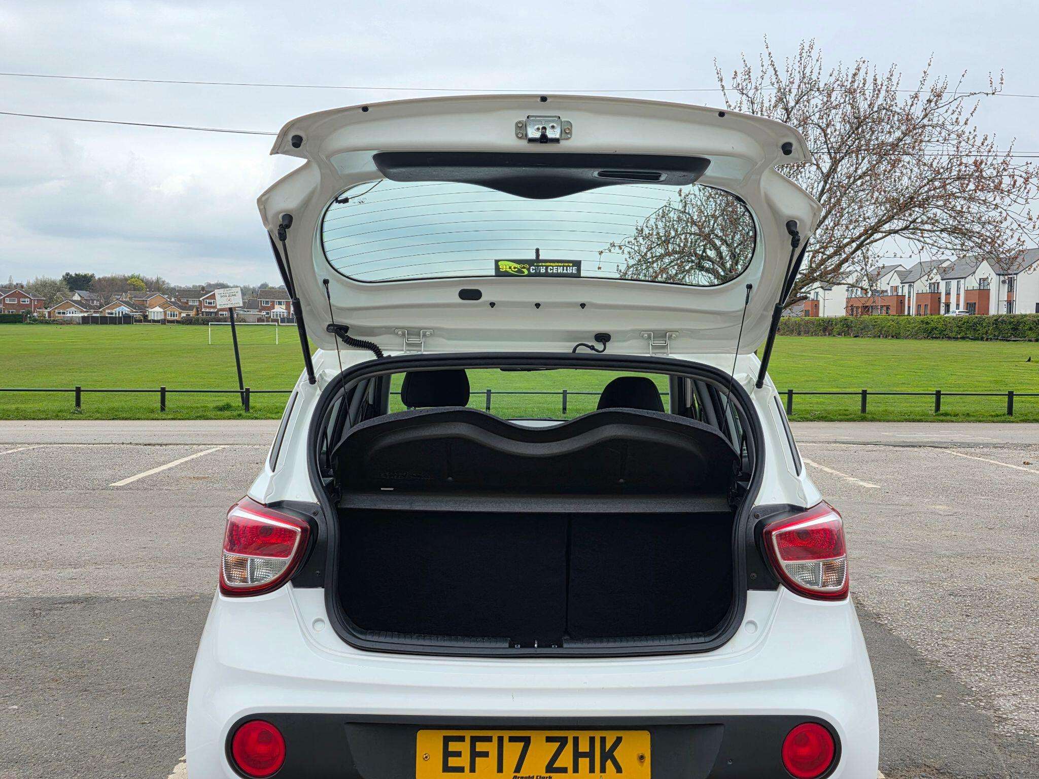 2017 HYUNDAI I10 2017 HYUNDAI I10