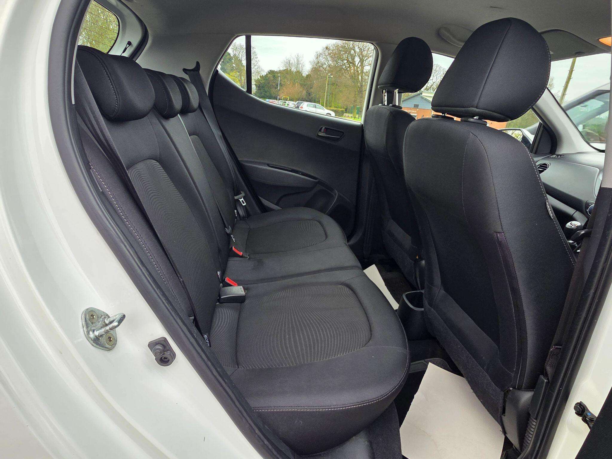 2017 HYUNDAI I10 2017 HYUNDAI I10