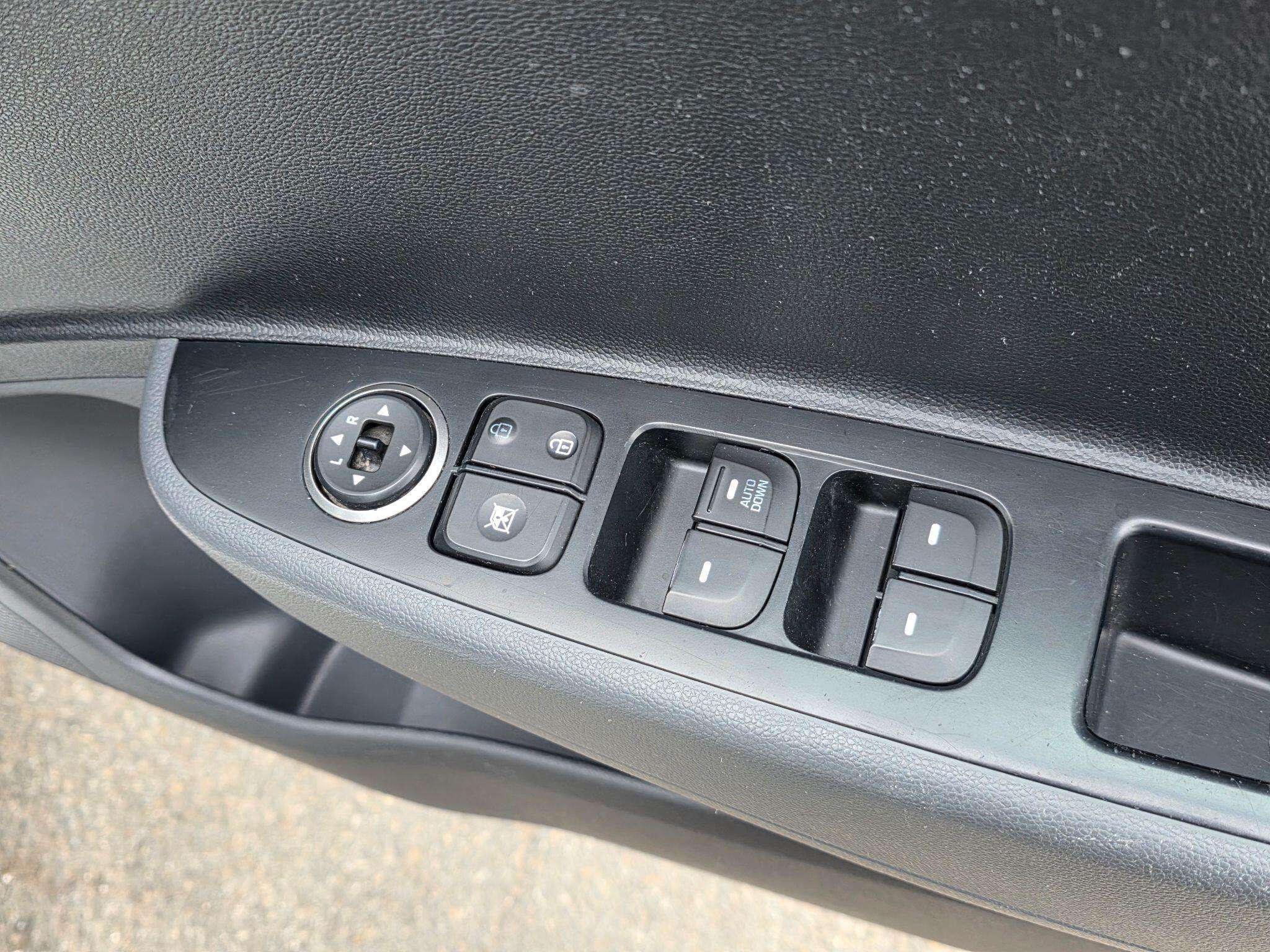 2017 HYUNDAI I10 2017 HYUNDAI I10