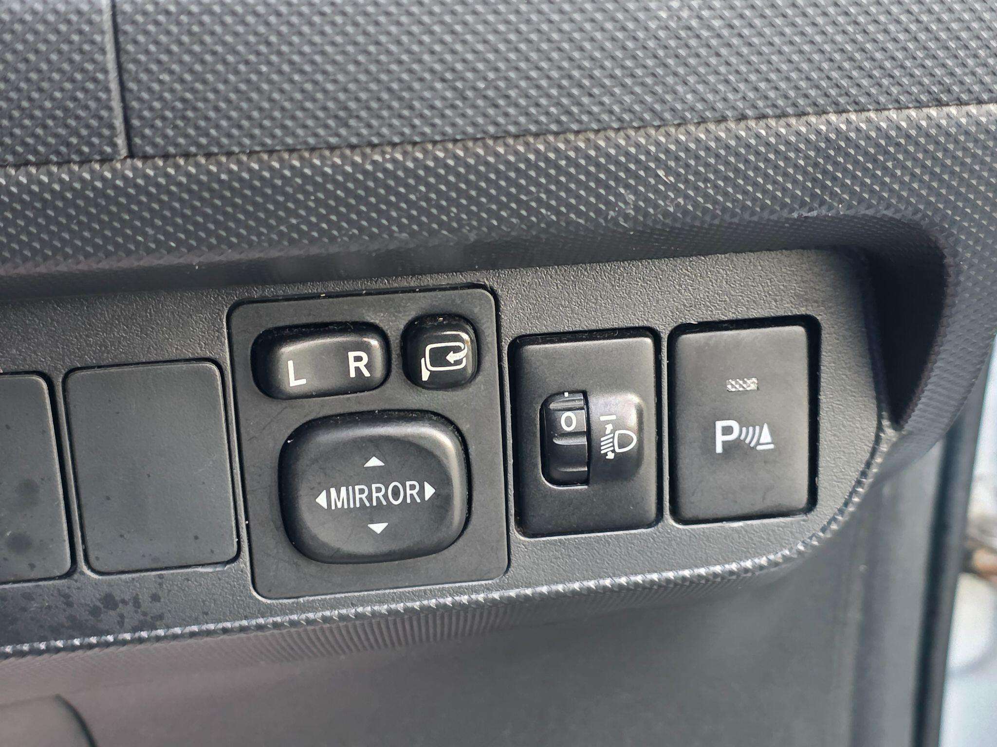 2012 TOYOTA AURIS 2012 TOYOTA AURIS