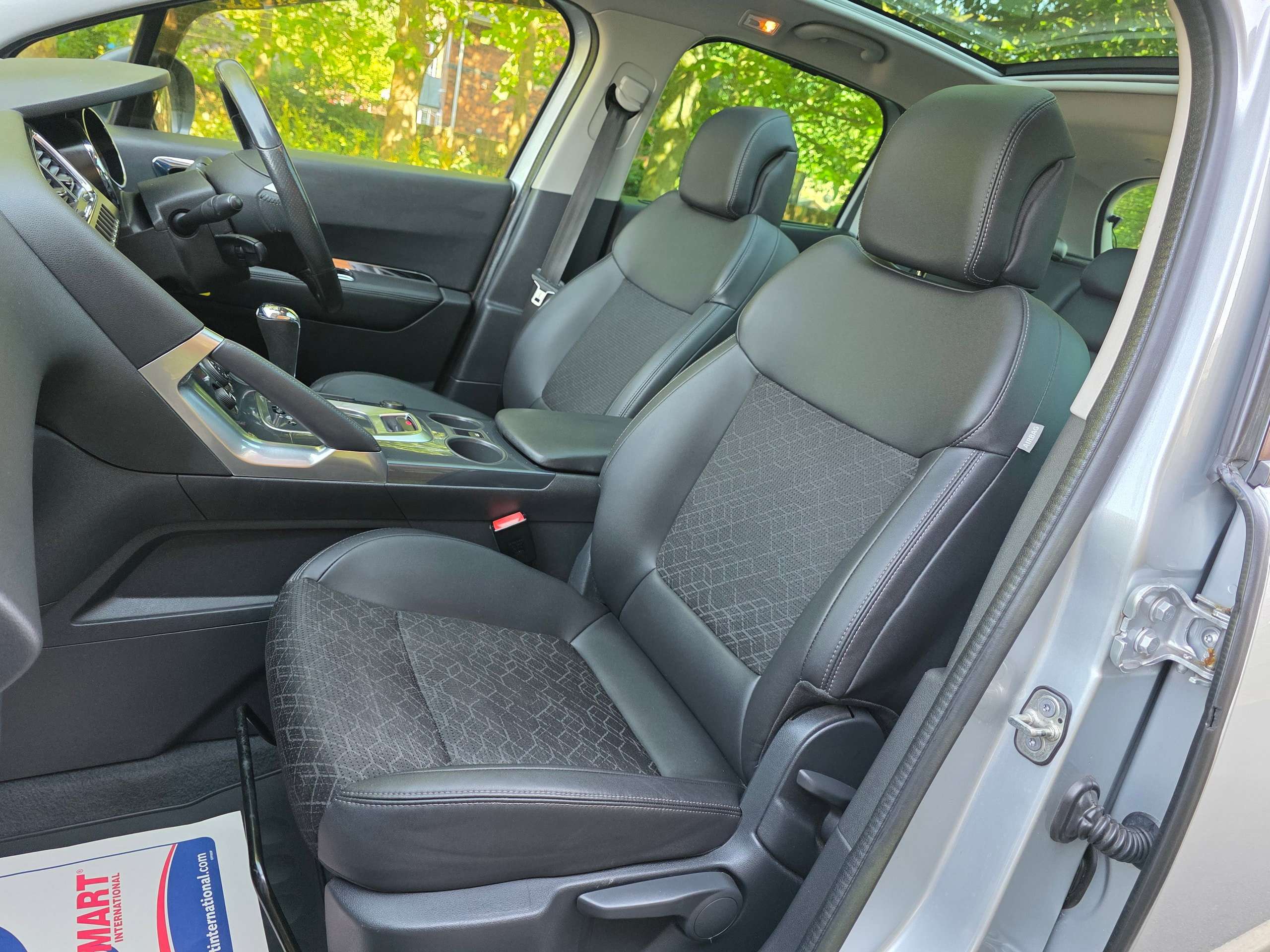 2014 PEUGEOT 3008 2014 PEUGEOT 3008