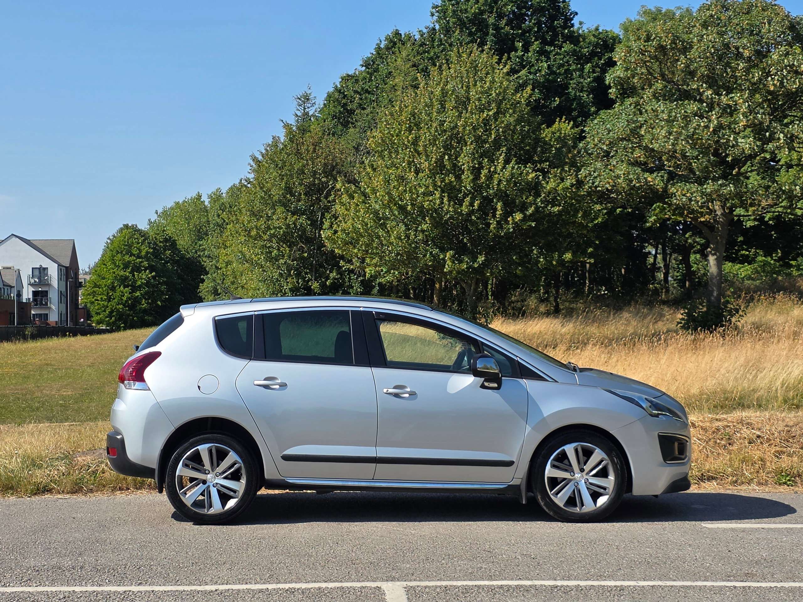 2014 PEUGEOT 3008 2014 PEUGEOT 3008
