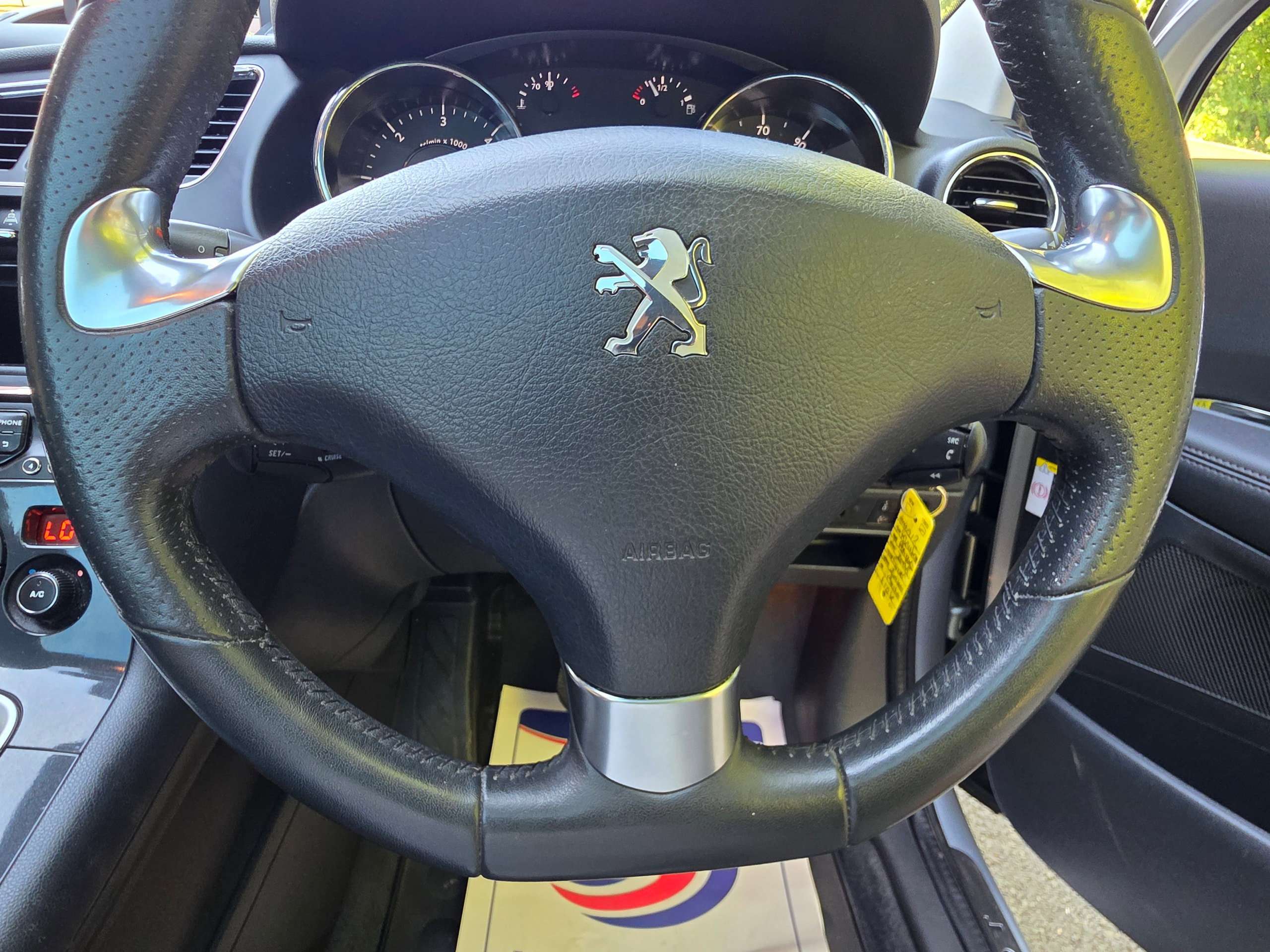 2014 PEUGEOT 3008 2014 PEUGEOT 3008