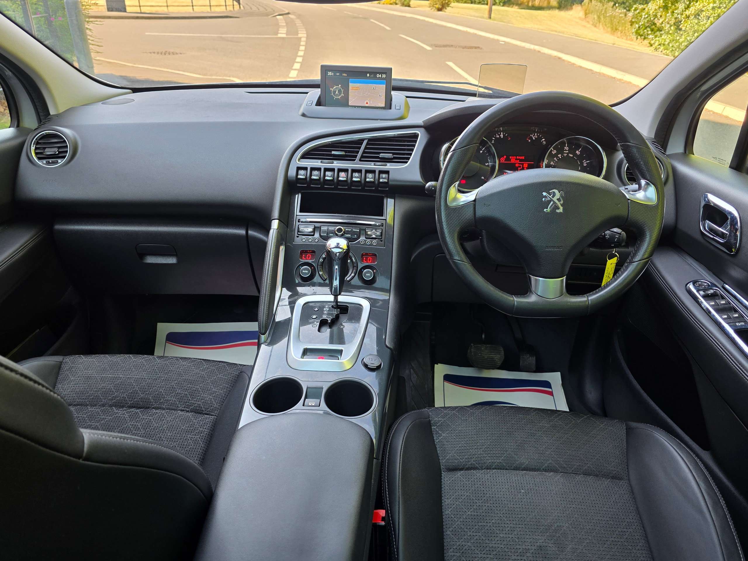 2014 PEUGEOT 3008 2014 PEUGEOT 3008