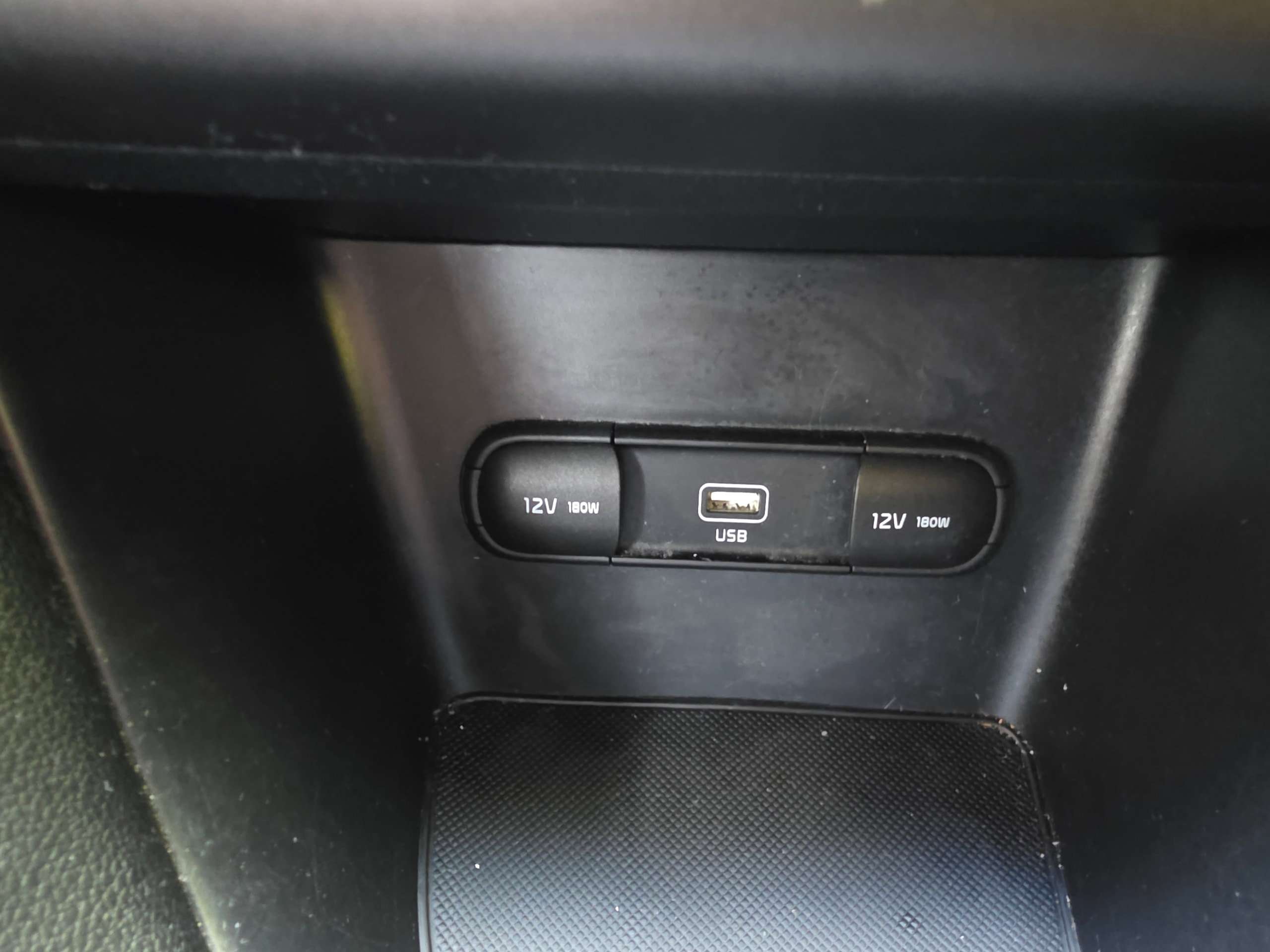 2019 KIA SPORTAGE 2019 KIA SPORTAGE