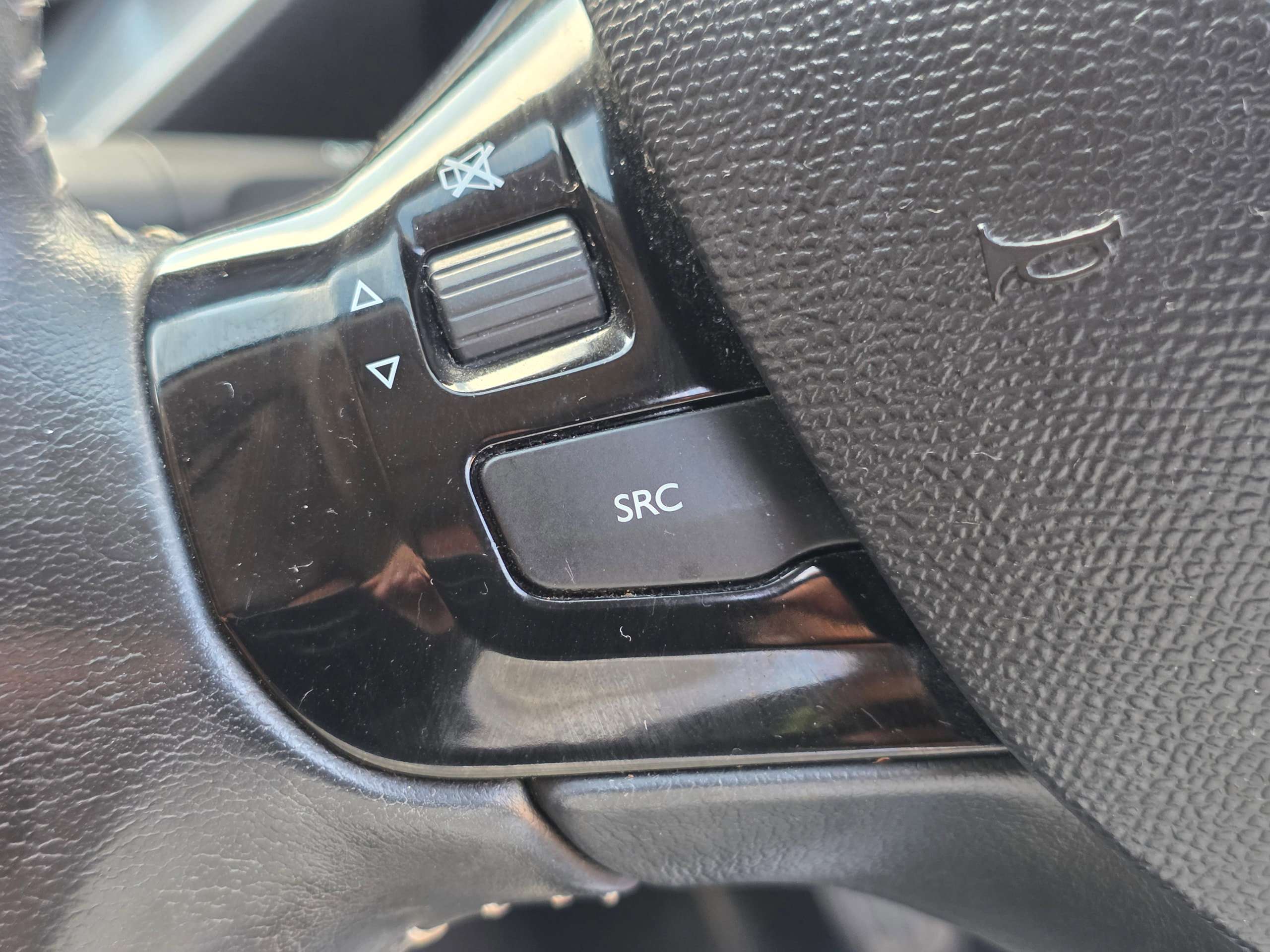 2014 PEUGEOT 308 2014 PEUGEOT 308