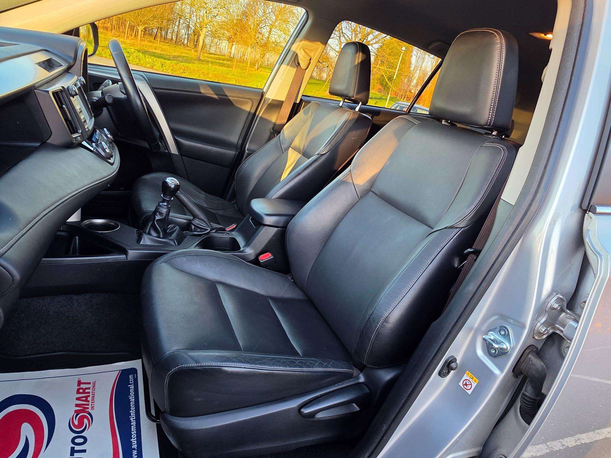 2015 TOYOTA RAV4 2015 TOYOTA RAV4