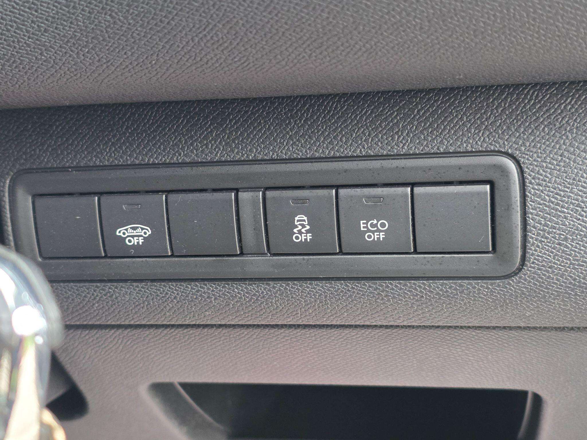 2014 PEUGEOT 308 2014 PEUGEOT 308