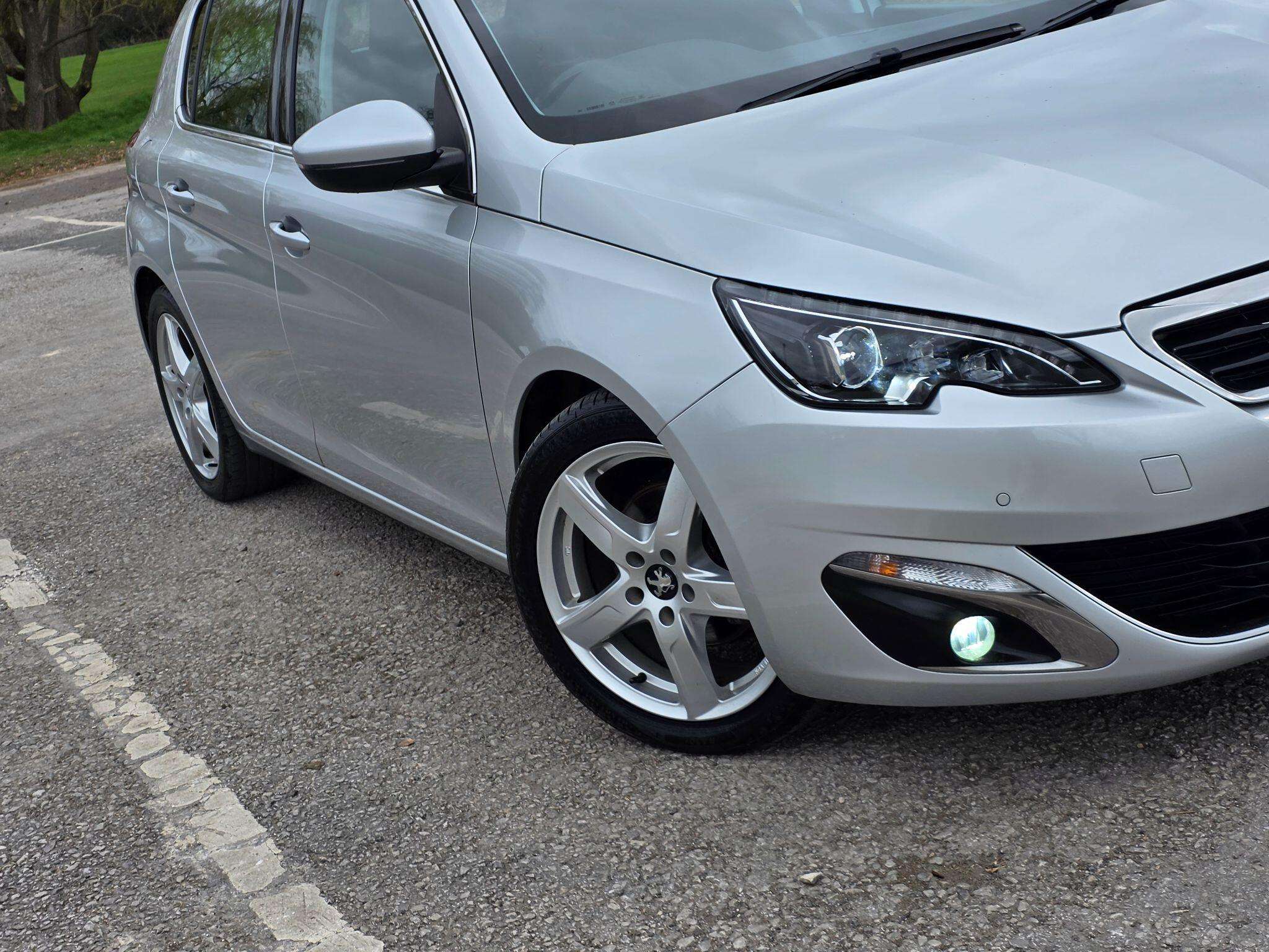 2014 PEUGEOT 308 2014 PEUGEOT 308