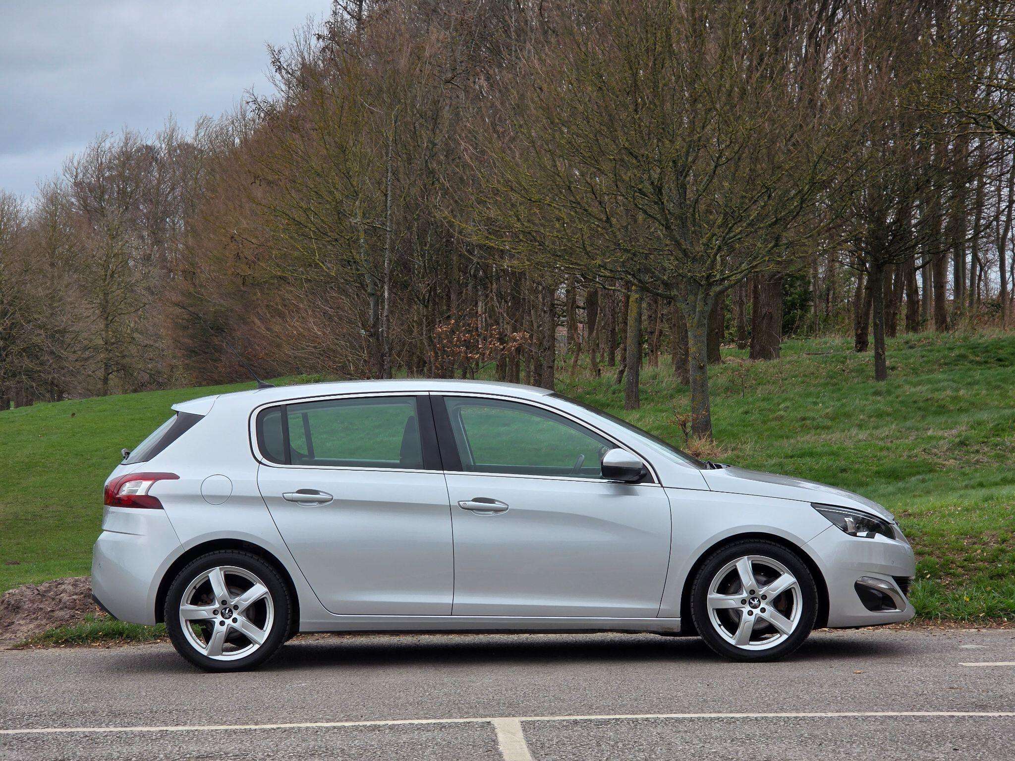 2014 PEUGEOT 308 2014 PEUGEOT 308