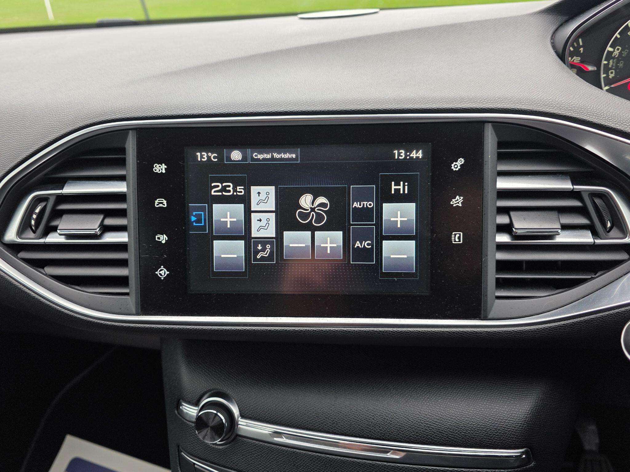 2014 PEUGEOT 308 2014 PEUGEOT 308