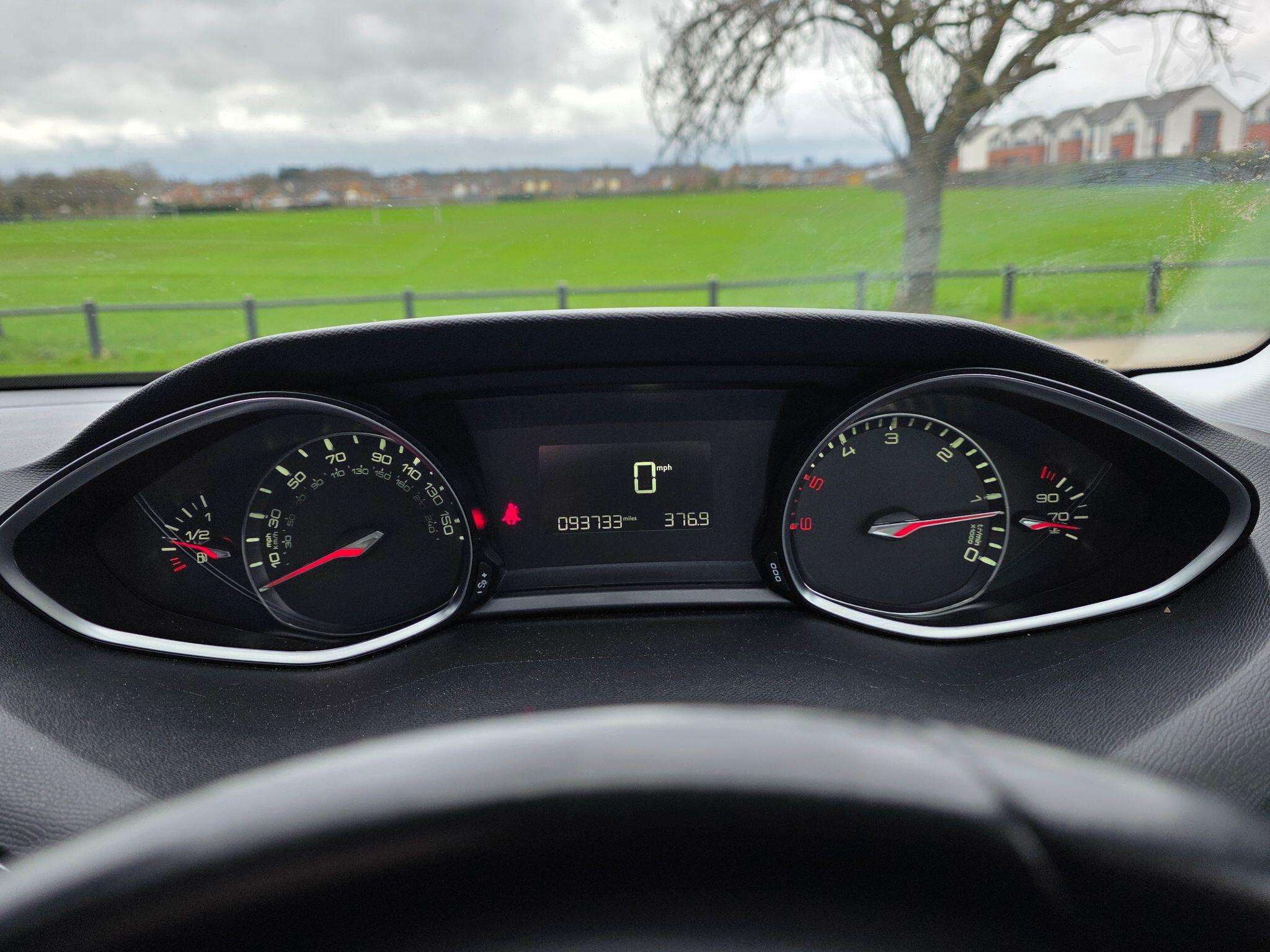 2014 PEUGEOT 308 2014 PEUGEOT 308