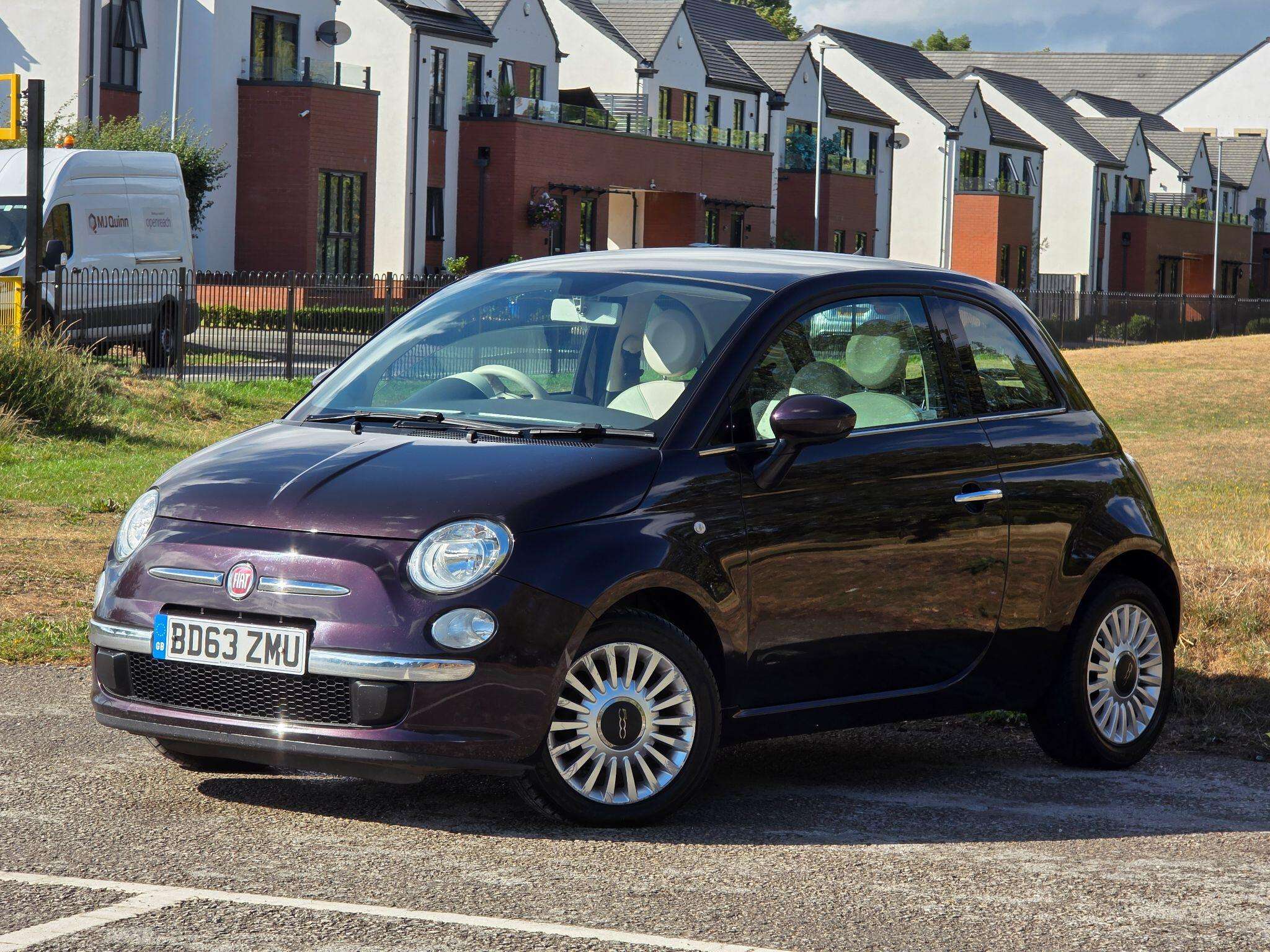 A 2013 FIAT 500 1.2 Lounge Euro 6 (s/s) 3dr A 2013 FIAT 500 1.2 Lounge Euro 6 (s/s) 3dr