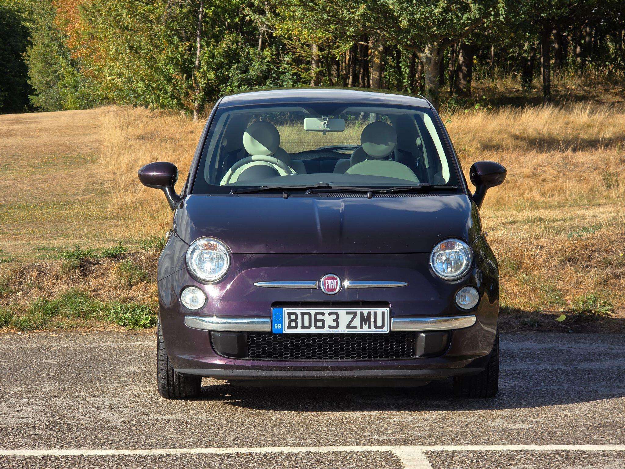 A 2013 FIAT 500 1.2 Lounge Euro 6 (s/s) 3dr A 2013 FIAT 500 1.2 Lounge Euro 6 (s/s) 3dr