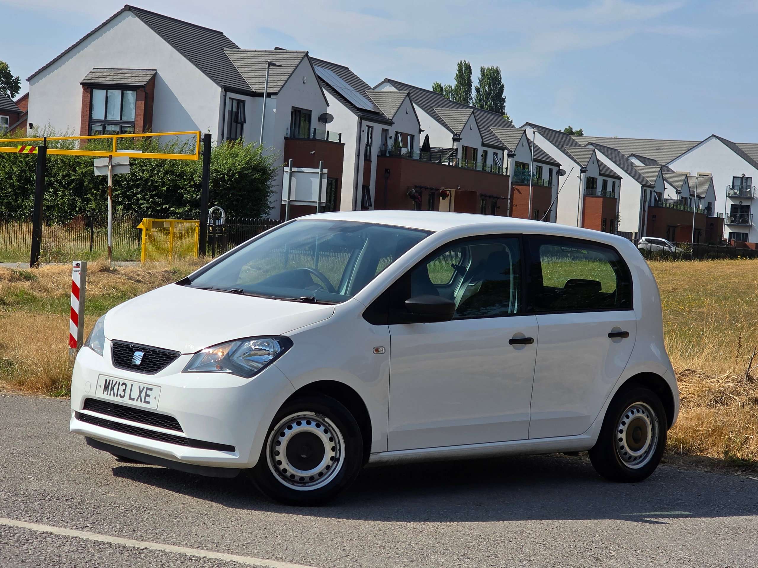 A 2013 SEAT MII 1.0 12v S Hatchback 5dr Petrol Manual Euro 5 (60 ps) A 2013 SEAT MII 1.0 12v S Hatchback 5dr Petrol Manual Euro 5 (60 ps)