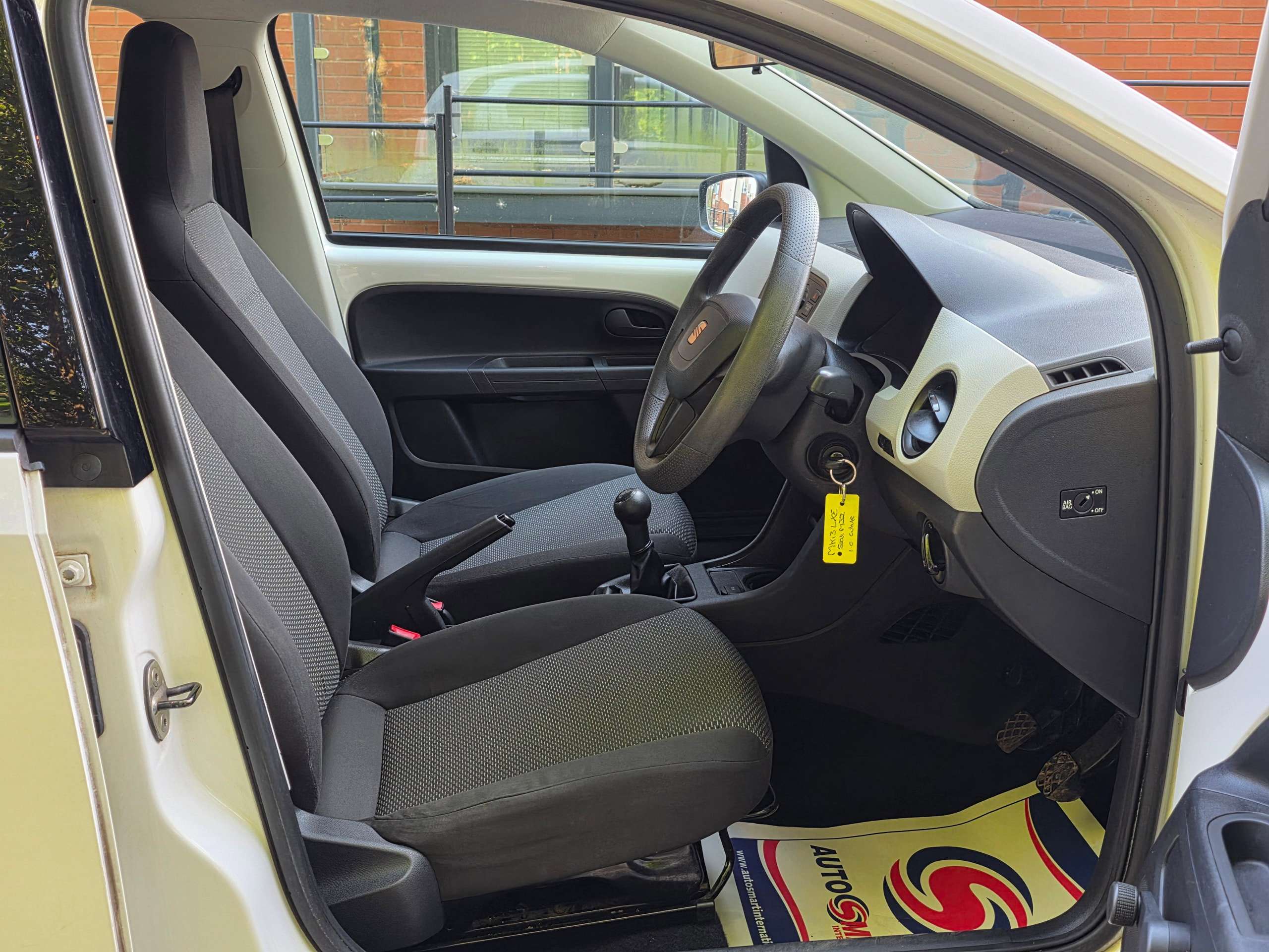2013 SEAT MII 2013 SEAT MII