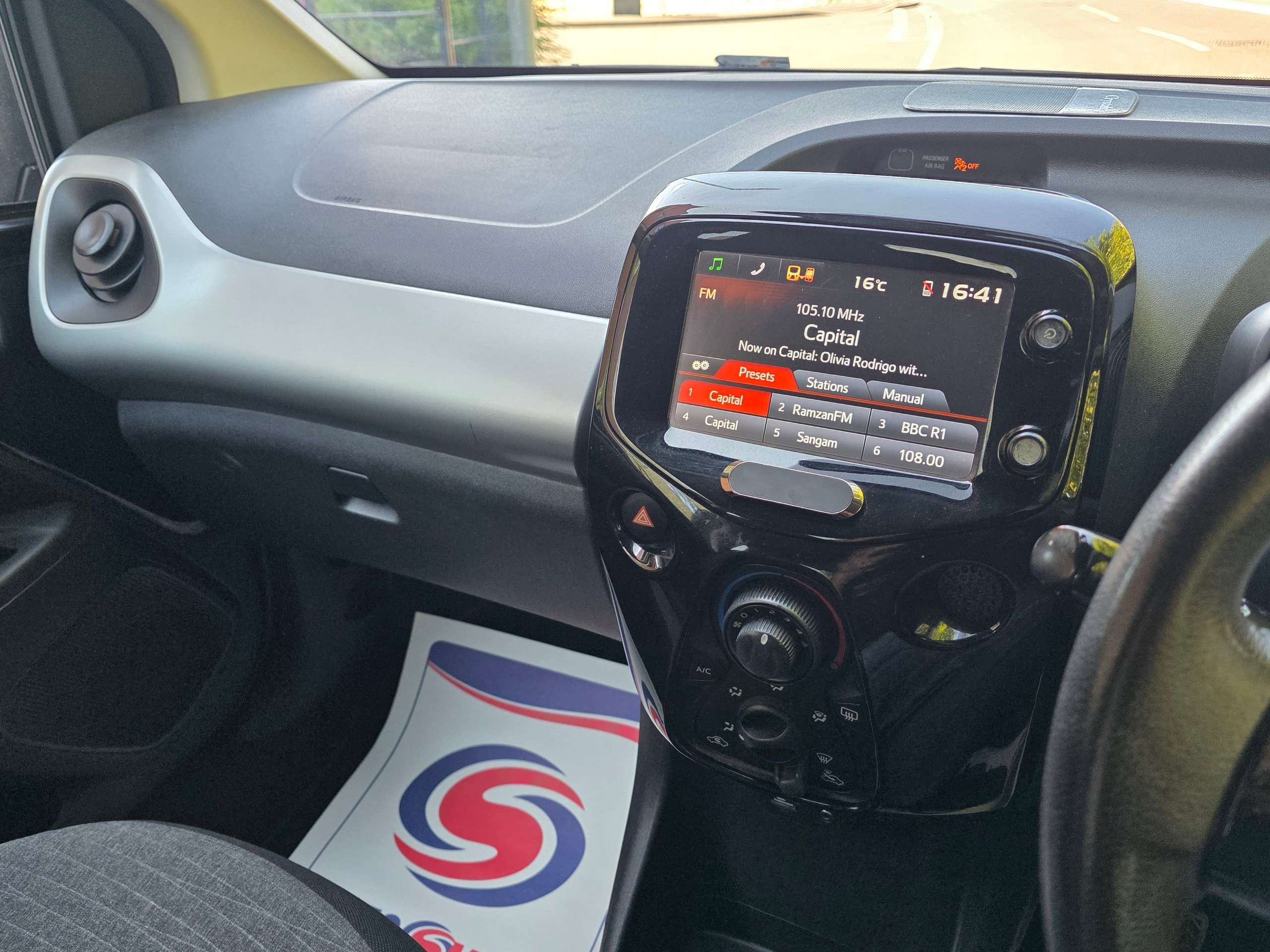 2014 CITROEN C1 2014 CITROEN C1