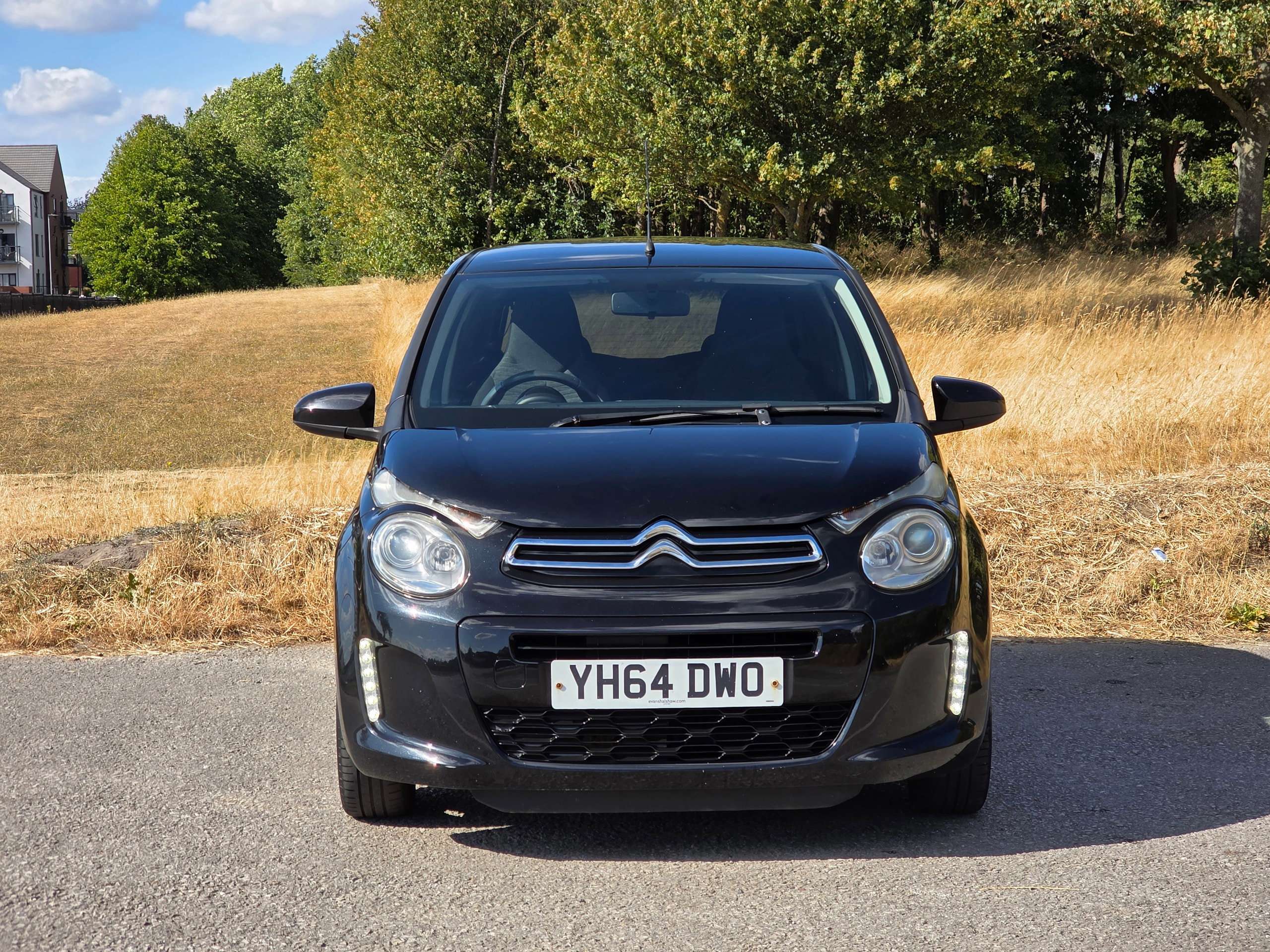 A 2014 CITROEN C1 1.0 VTi Flair Hatchback 3dr Petrol Manual Euro 5 (68 ps) A 2014 CITROEN C1 1.0 VTi Flair Hatchback 3dr Petrol Manual Euro 5 (68 ps)