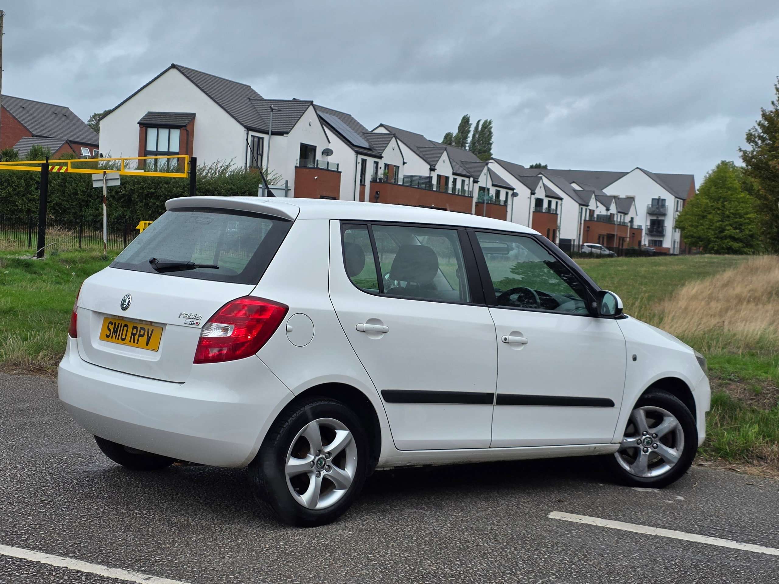 2010 SKODA FABIA 2010 SKODA FABIA
