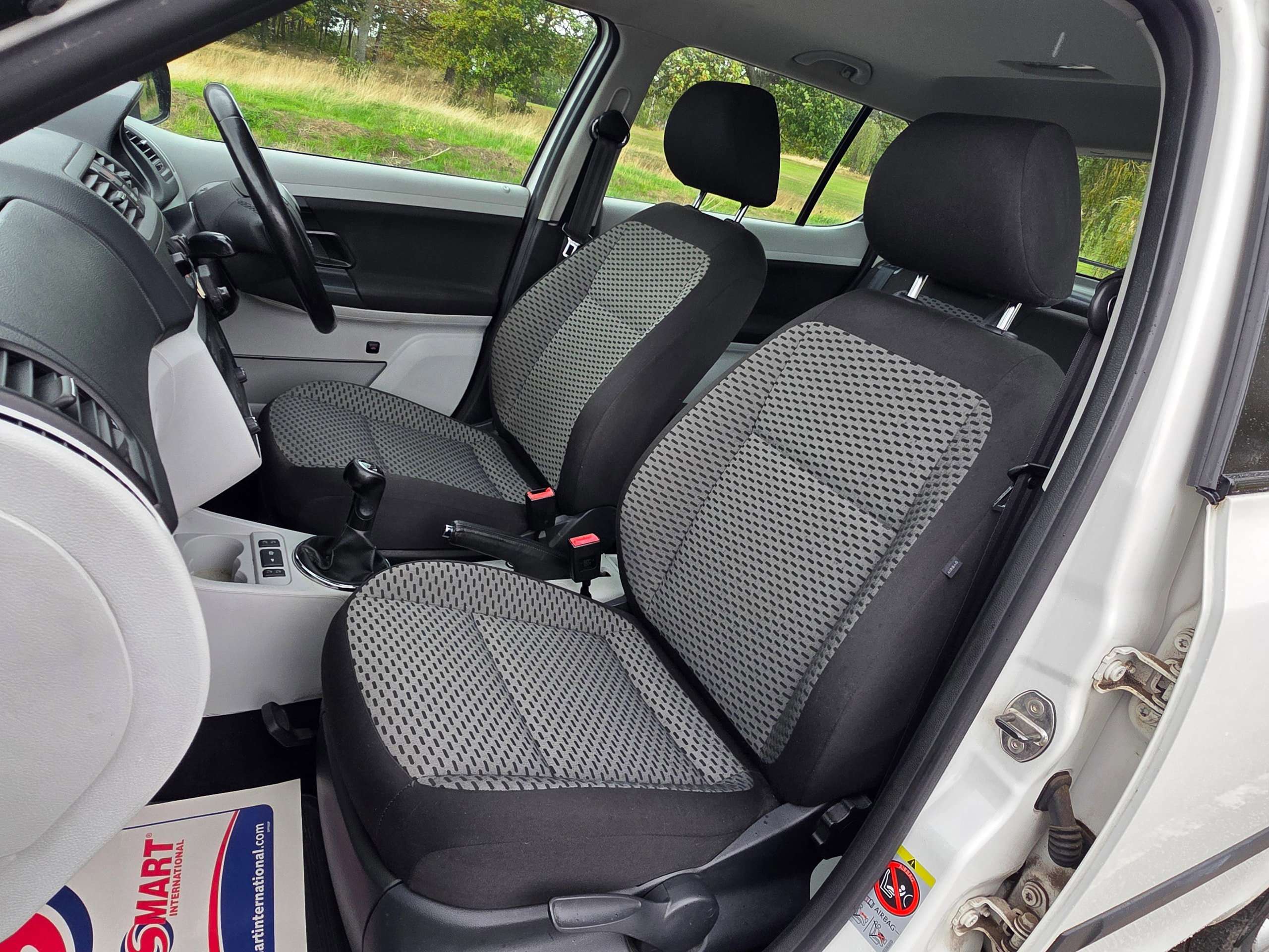 2010 SKODA FABIA 2010 SKODA FABIA
