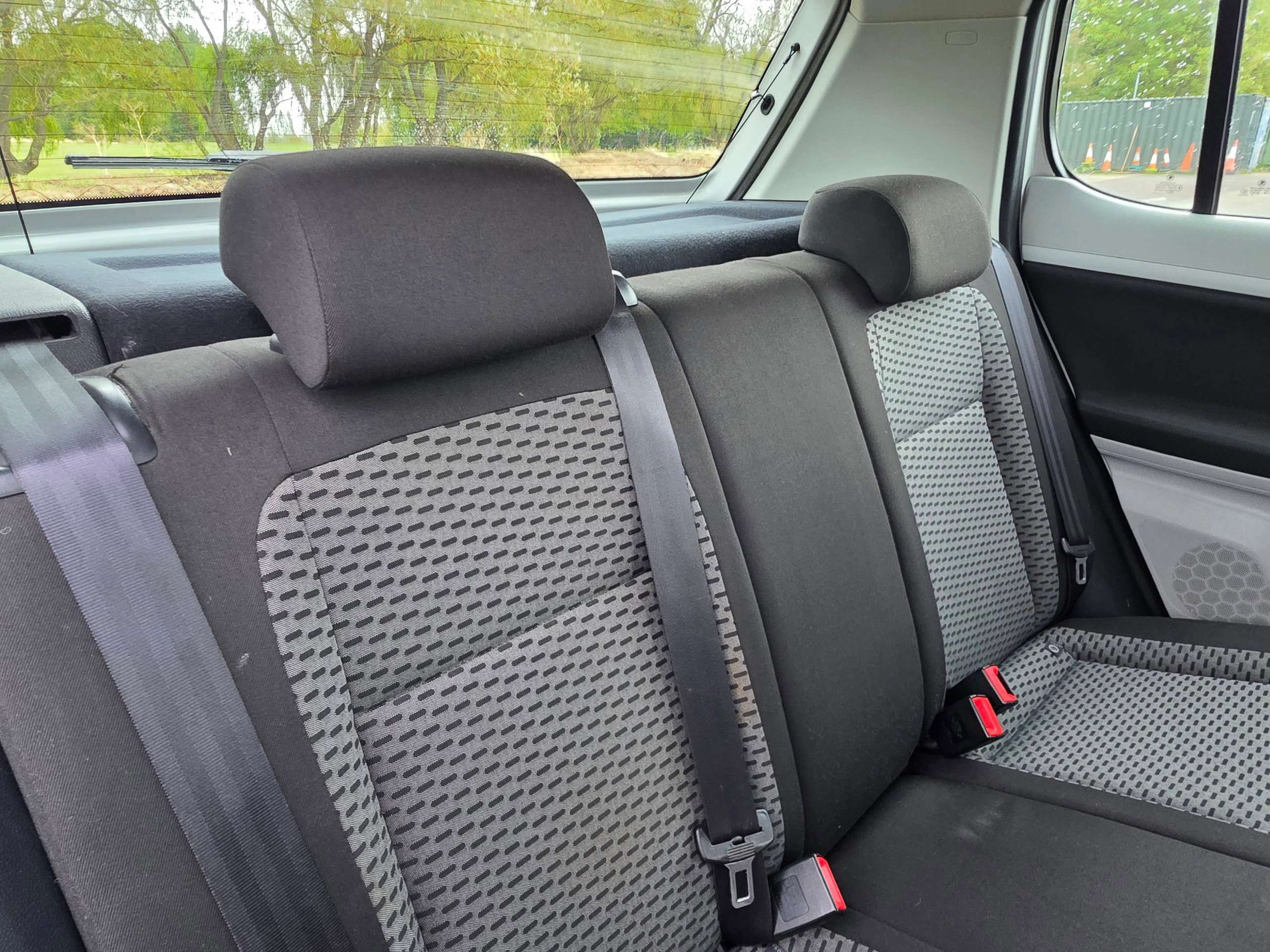 2010 SKODA FABIA 2010 SKODA FABIA