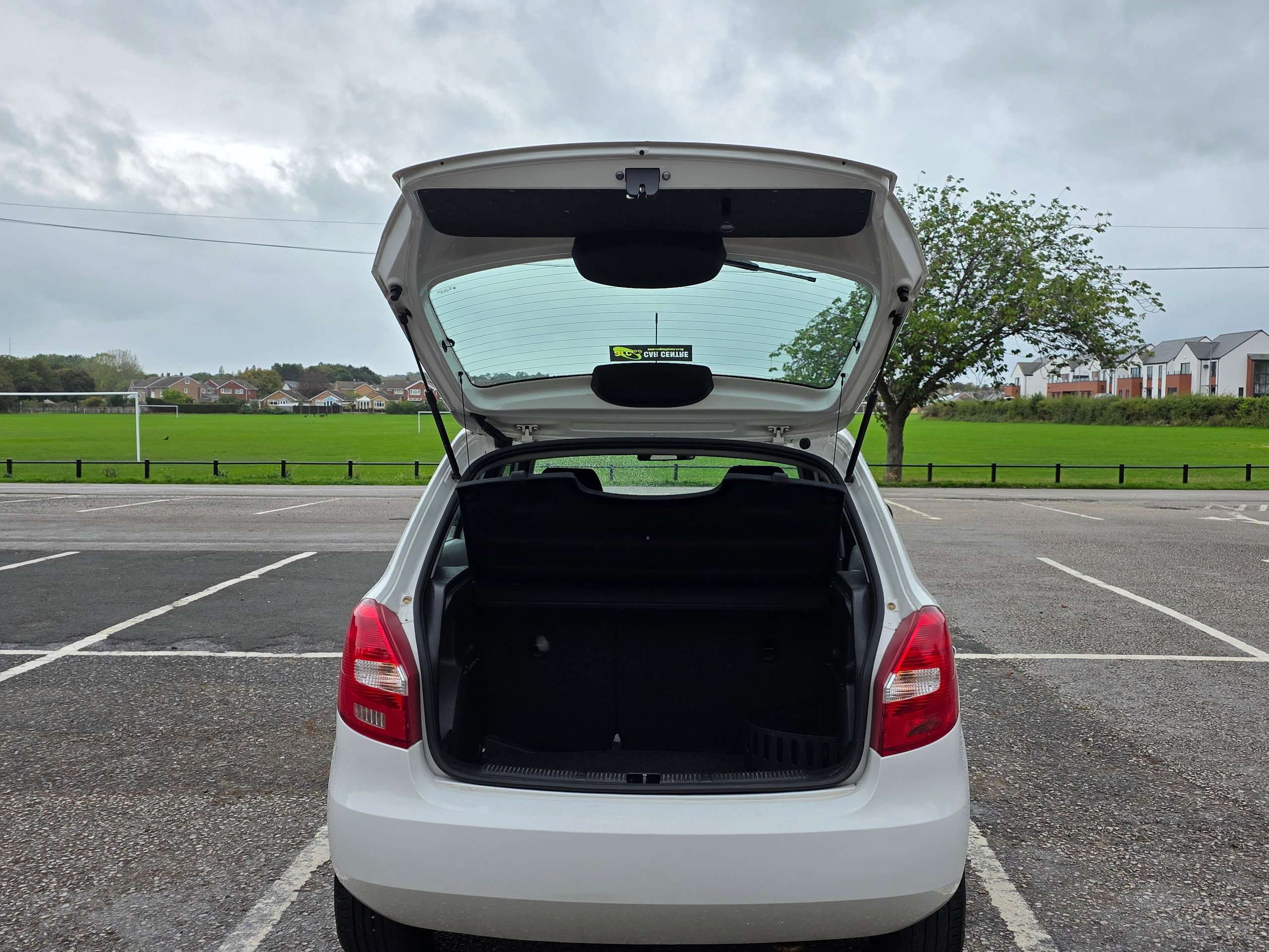 2010 SKODA FABIA 2010 SKODA FABIA