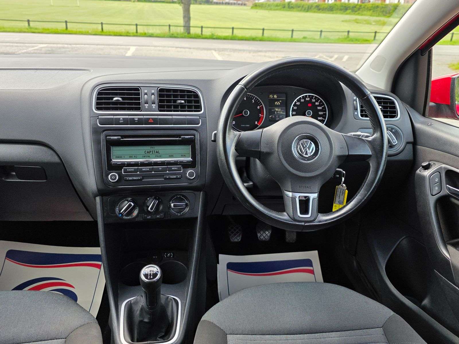 2011 VOLKSWAGEN POLO 2011 VOLKSWAGEN POLO