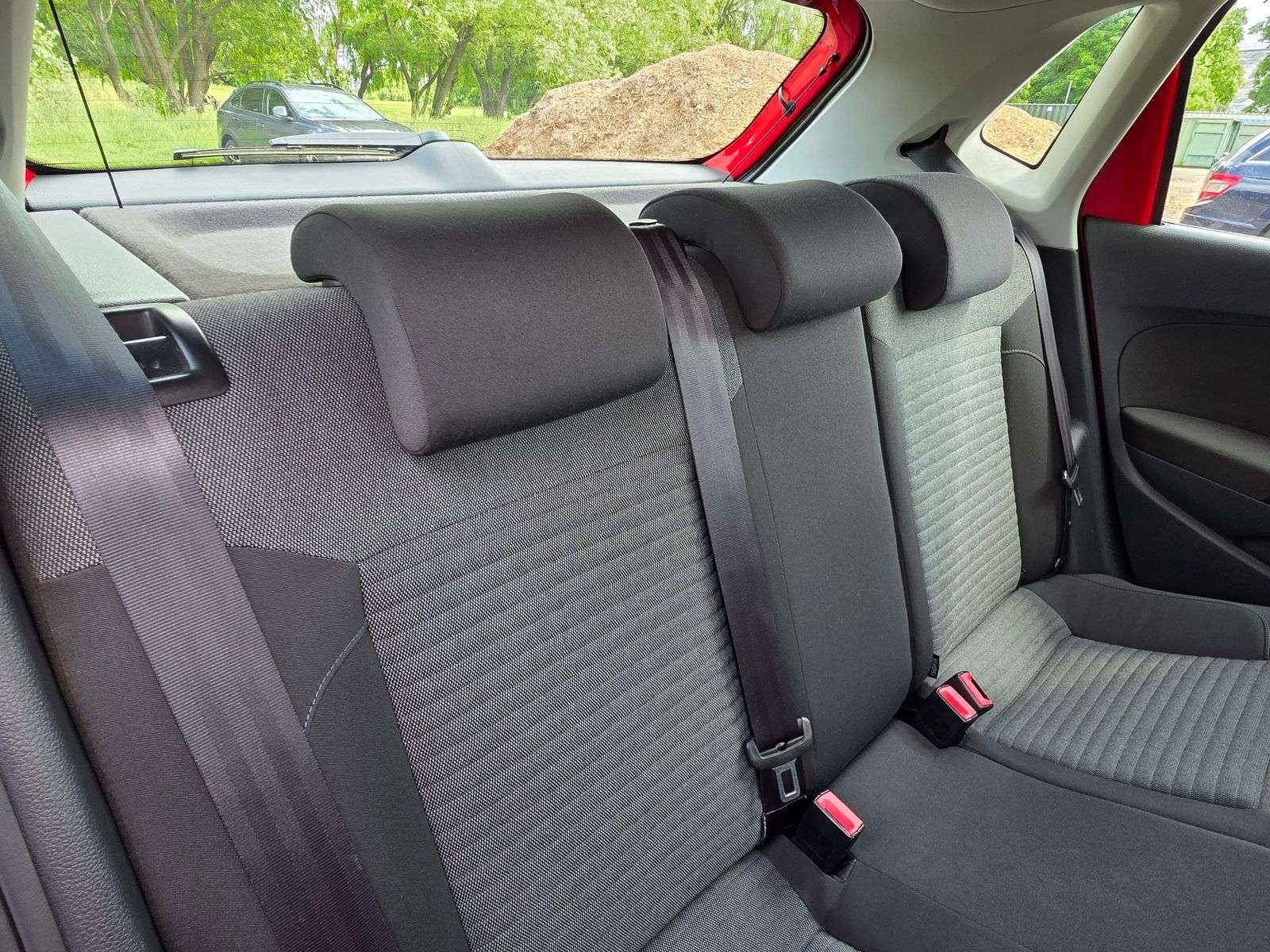 2011 VOLKSWAGEN POLO 2011 VOLKSWAGEN POLO